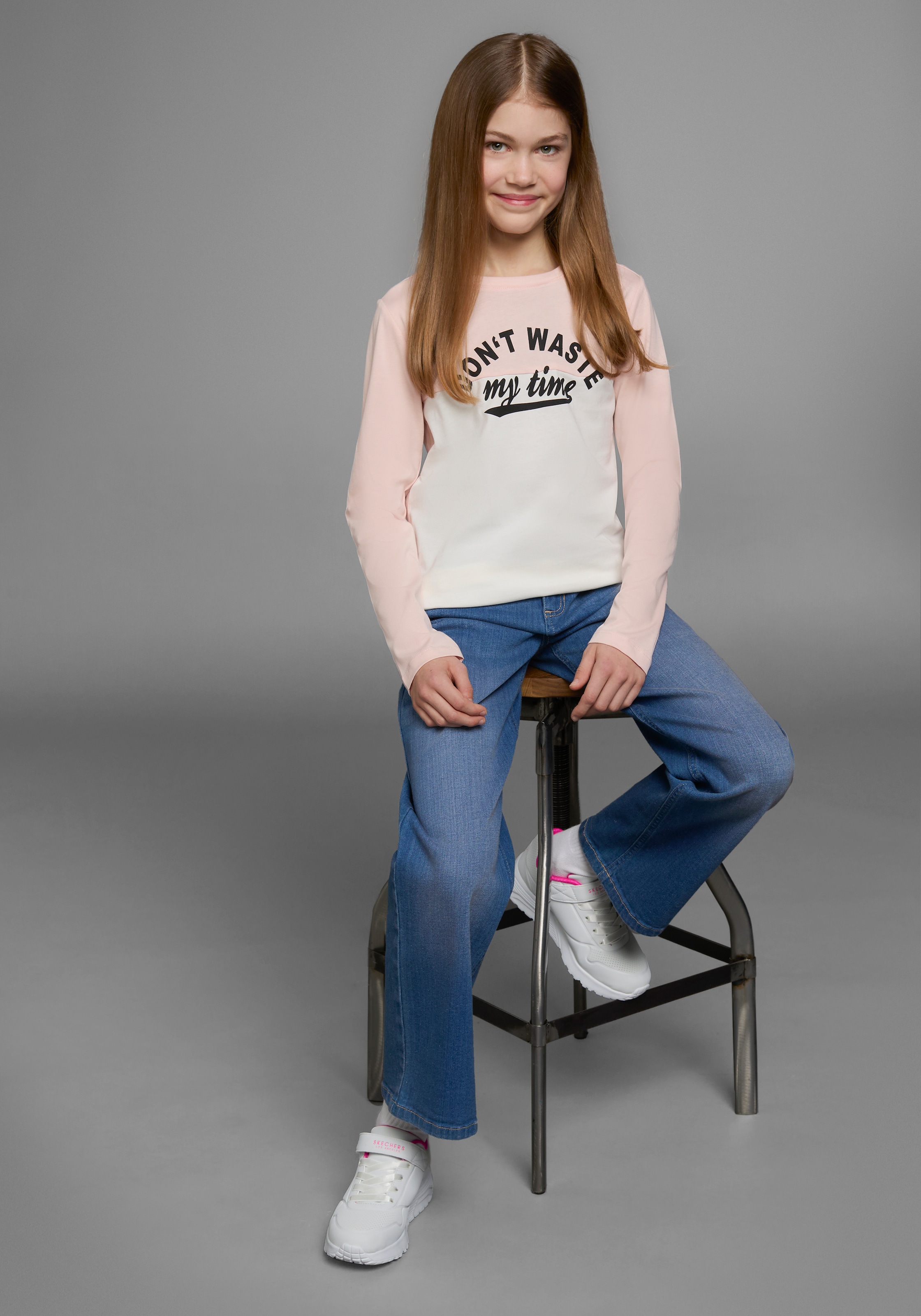 KIDSWORLD Langarmshirt »Mit Sprüche-Druck: Don´t waste my time«, Langarm, Basic-Passform, Colourblocking-Optik, Rundhalsausschnitt