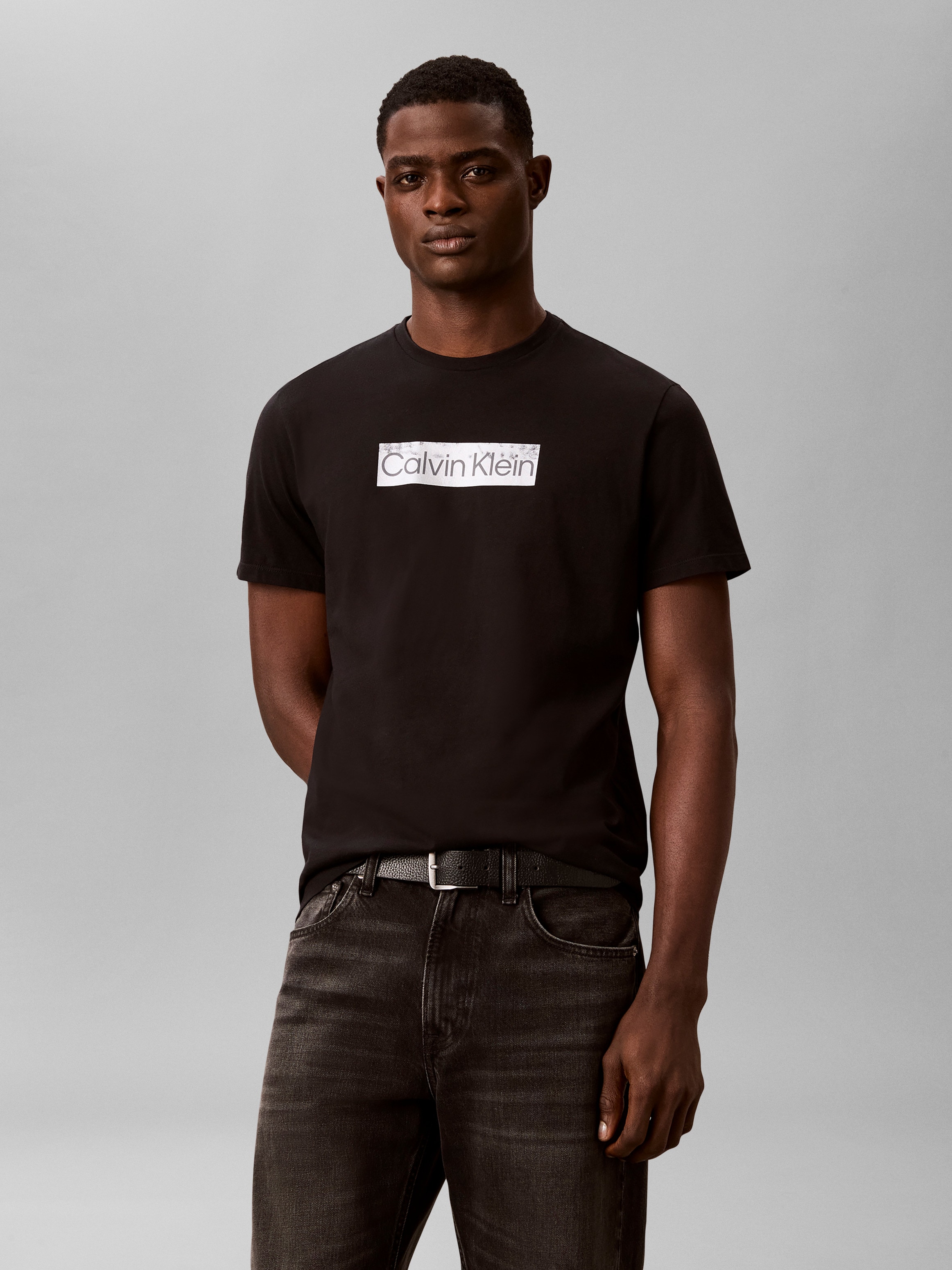 Calvin Klein T-Shirt Reine Baumwolle, Regular Fit, Glanzdruck
