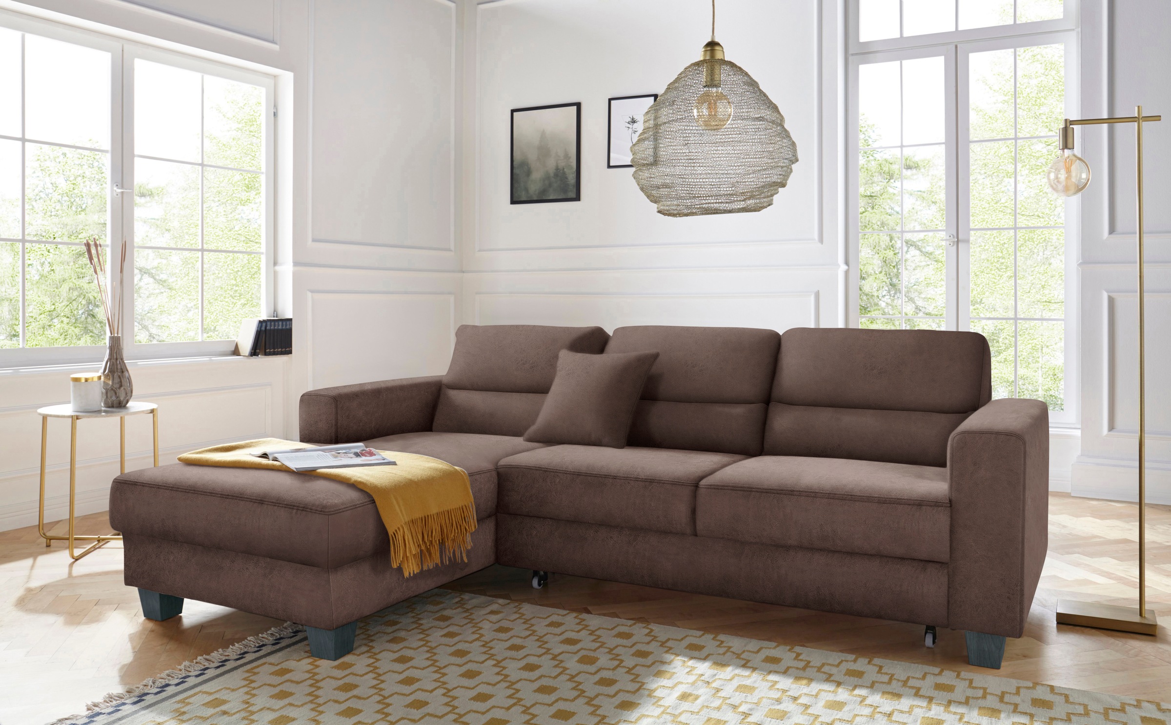 TRENDMANUFAKTUR Ecksofa »Chamber, zeitlos und modern, bequem mit hohem Sitzkomfort, L-Form«, inklusive einer Kopfstütze, wahlweise mit Schlaffunktion