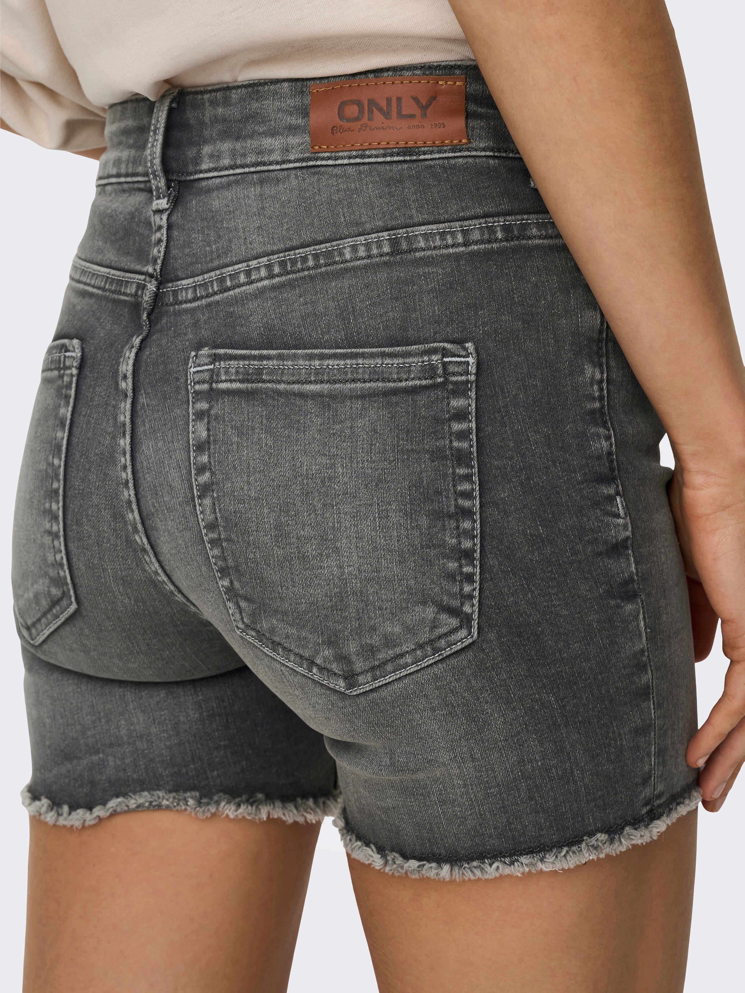 ONLY Shorts "ONLBLUSH MID SK DNM SHORTS NOOS" Baumwollmischung, regular fit günstig online kaufen