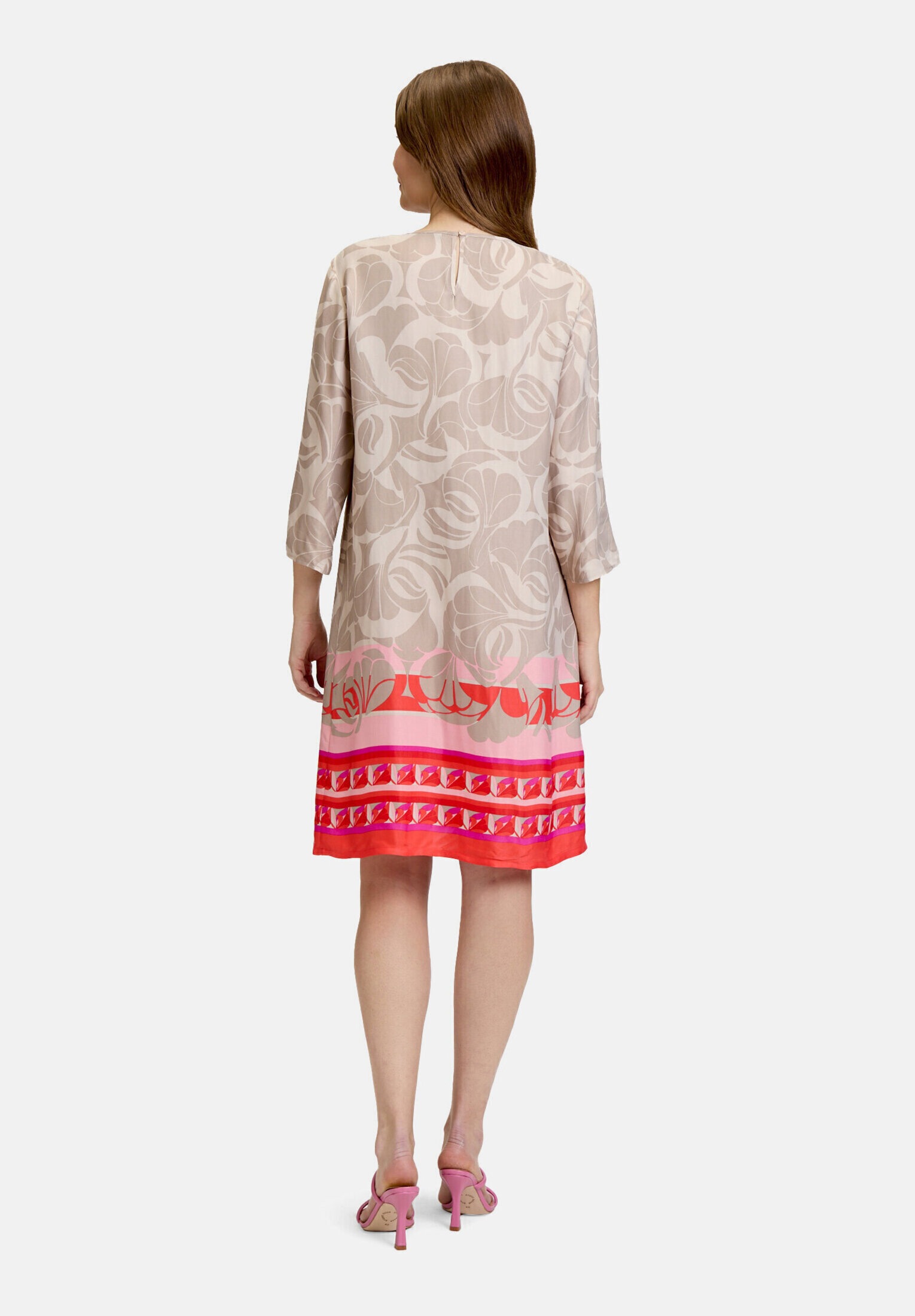 Betty Barclay Sommerkleid »Damen mit Rundhalsausschnitt« Ohne Tasche Form