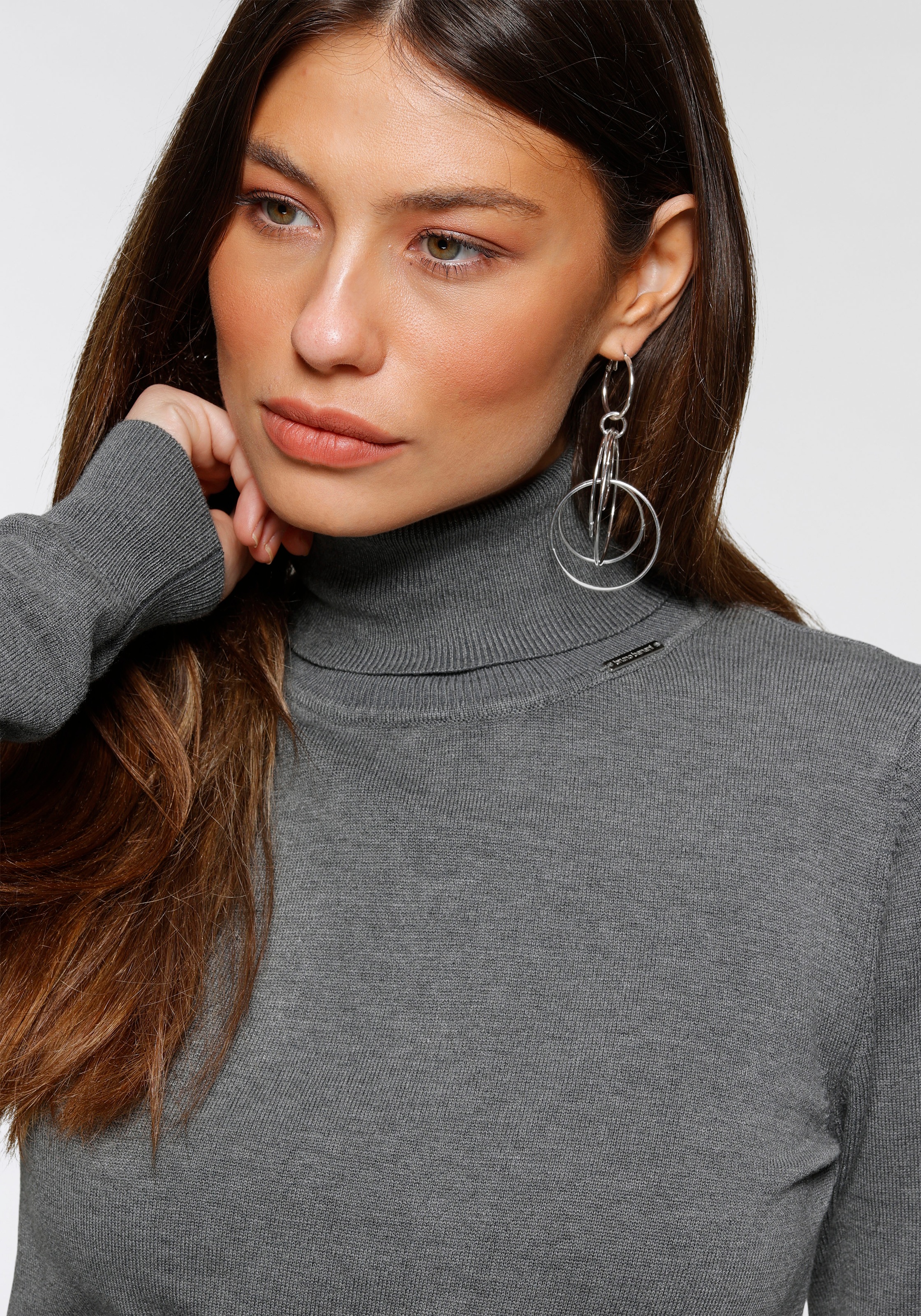 Thumbnail - Bruno Banani Rollkragenpullover, mit Metalllogo
