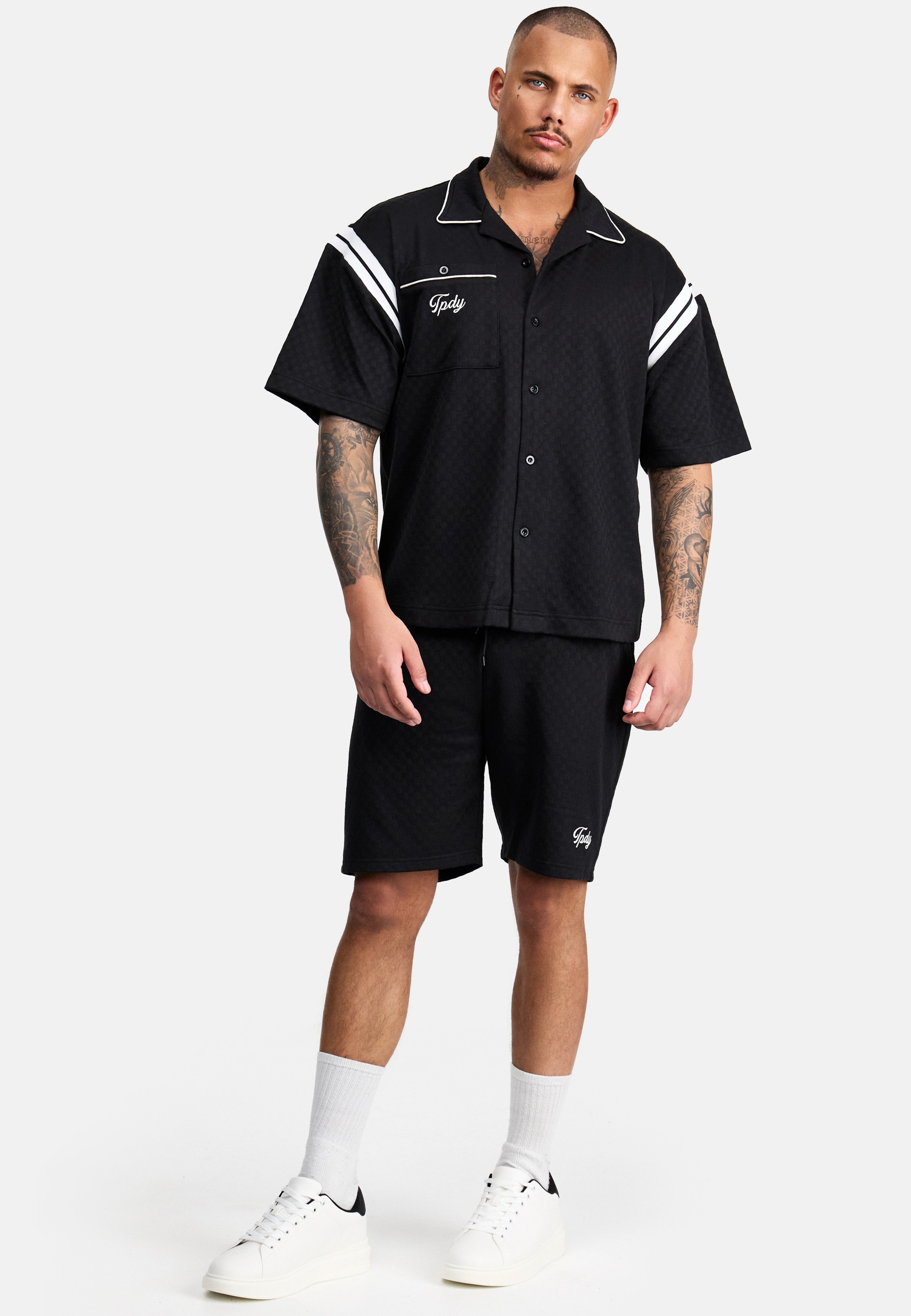 trueprodigy Shorts »James Logo Stitching Schachbrettmuster«