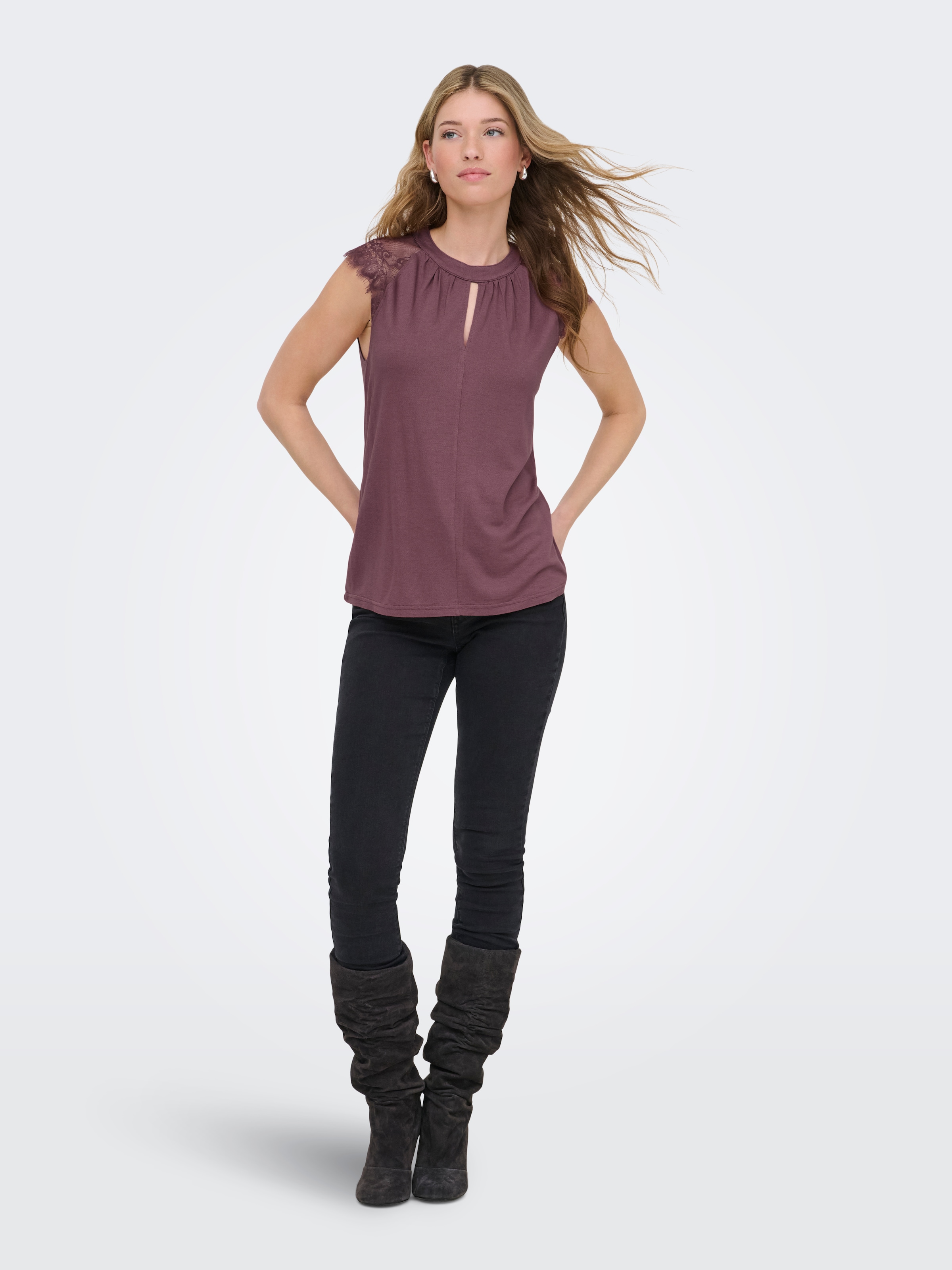 ONLY Kurzarmshirt »ONLNICOLA S/S TOP CS JRS« Viskose, regular fit, Rundhals