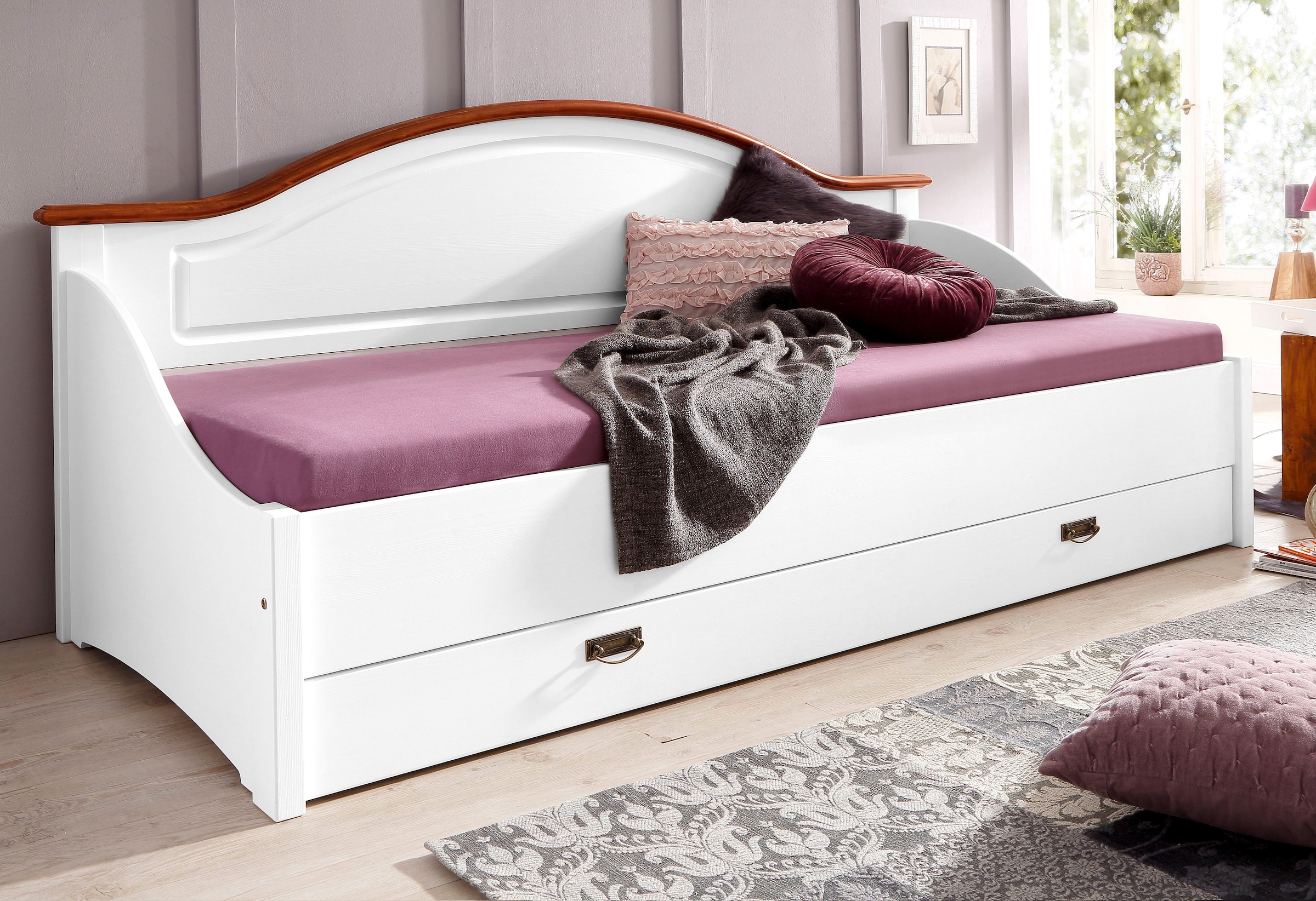 OTTO home Daybett "Konrad" aus massiver, FSC-zertifizierter Kiefer günstig online kaufen