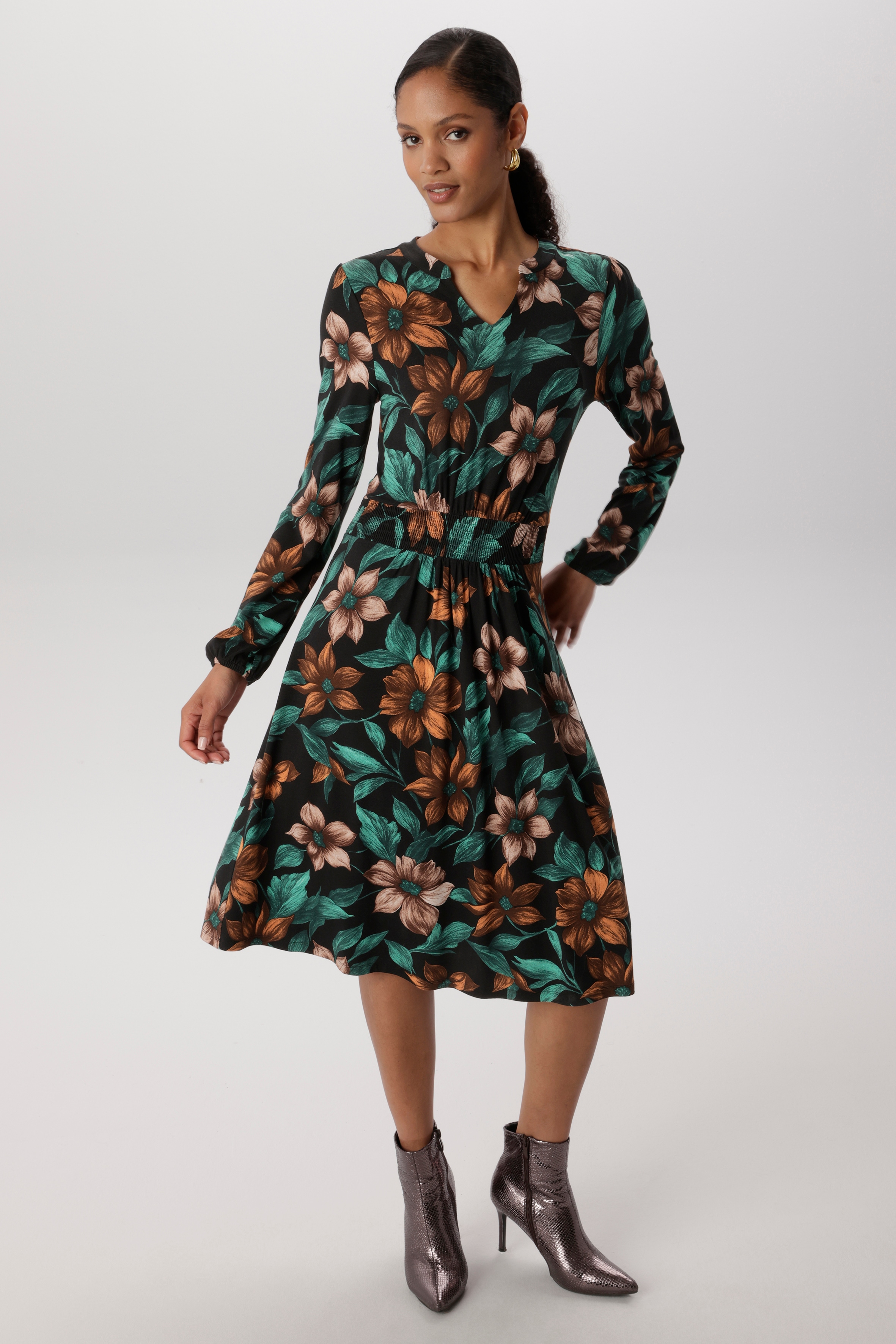 Aniston SELECTED Jerseykleid mit dekorativen V-Ausschnitt - NEUE KOLLEKTION