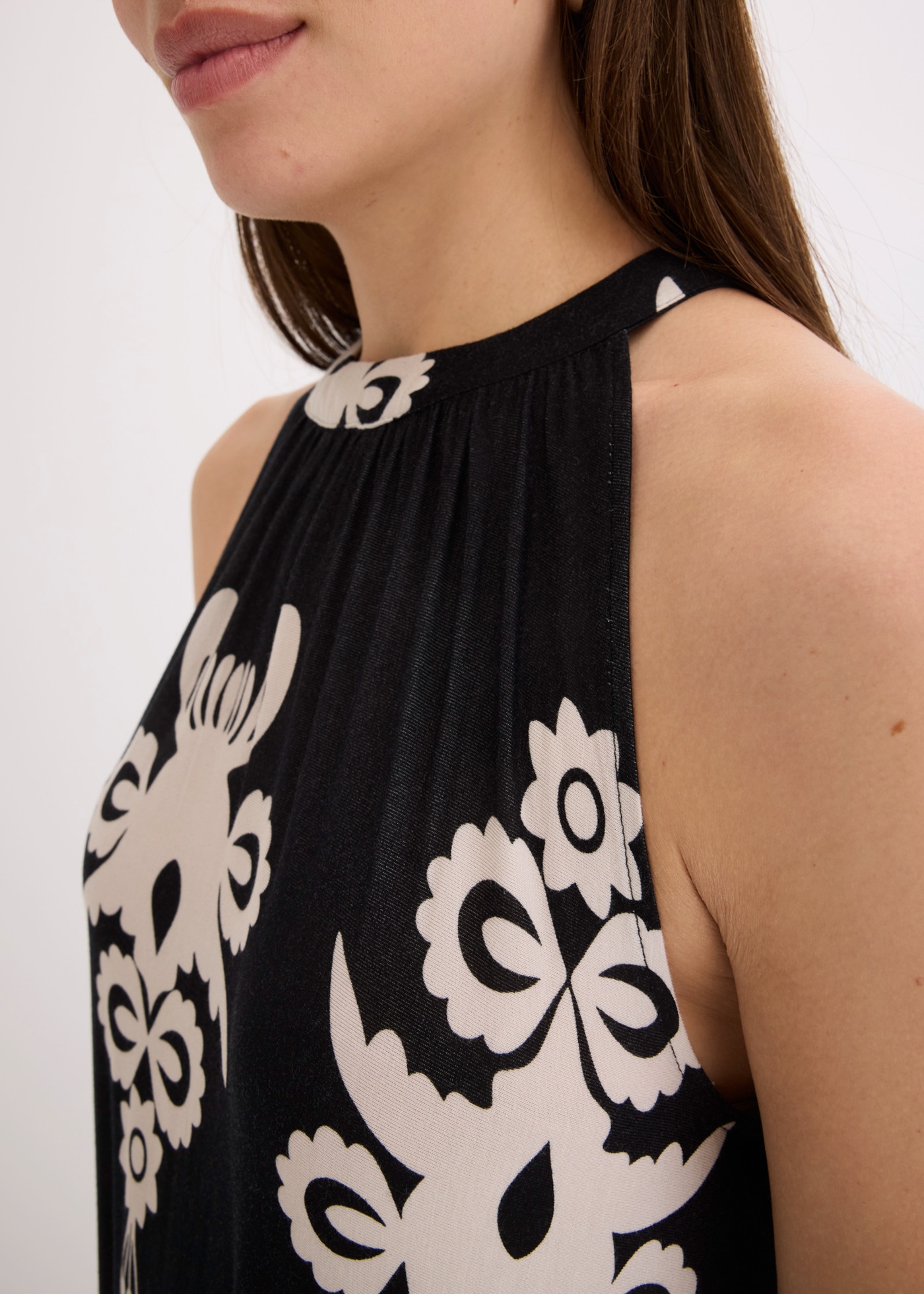 bonprix Jerseykleid aus Viskose-Mix, ausgestellte Passform, maxilänge, ärmellos