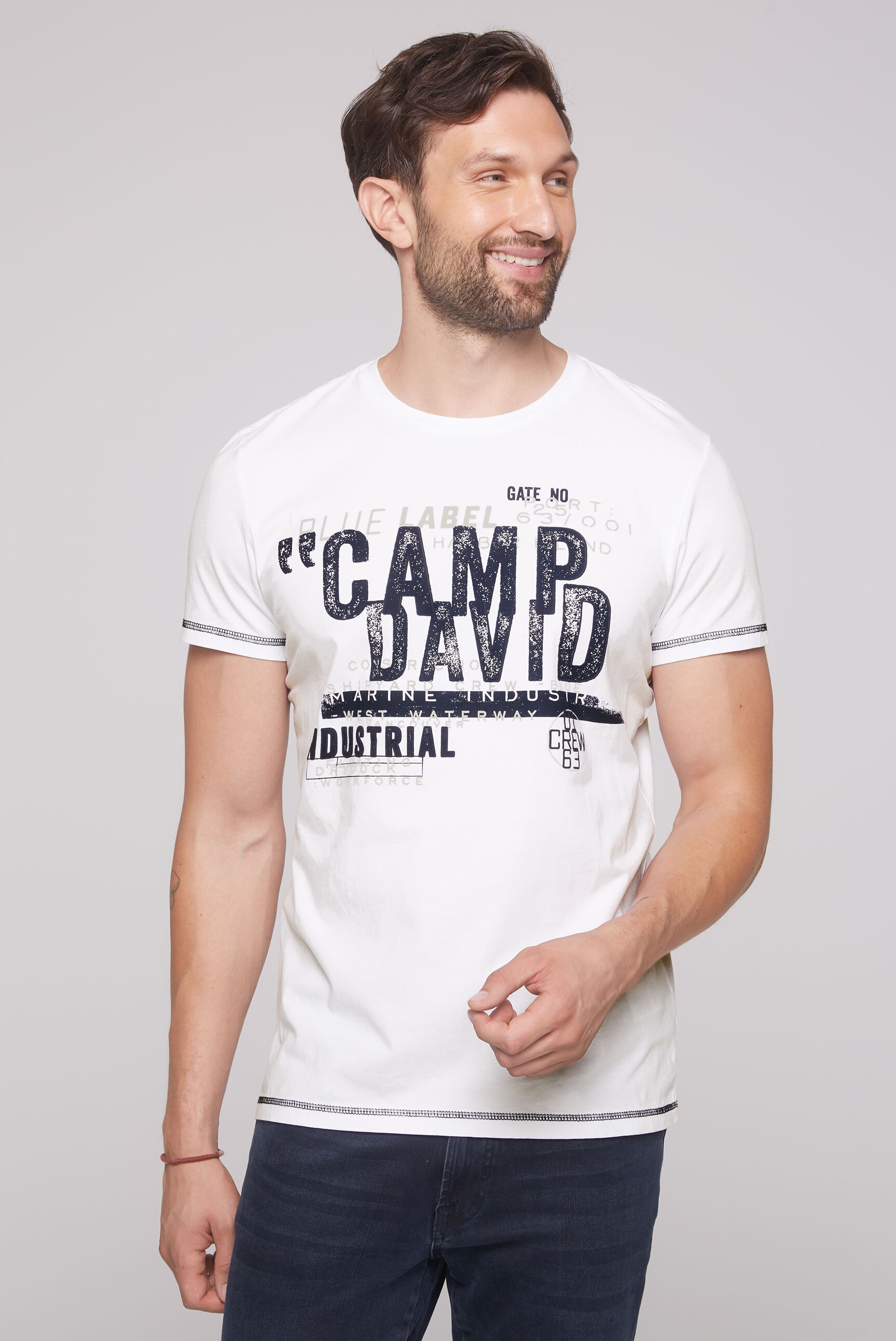 CAMP DAVID Palaidinė apvalia iškirpte iš Baumwoll...