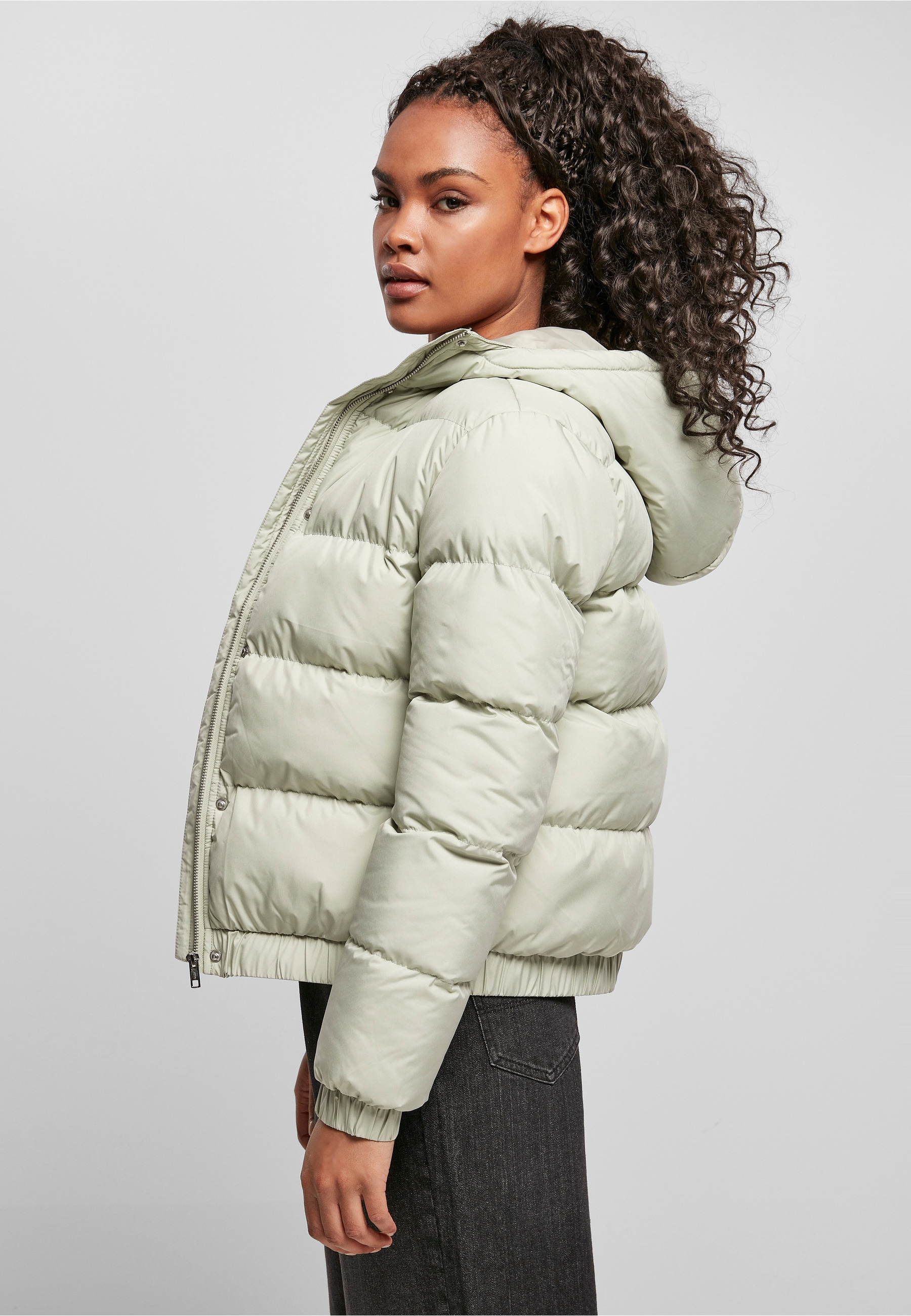 URBAN CLASSICS Winterjacke »Urban Classics Damen Ladies Hooded Puffer Jacket« 1 Stk. tlg. mit Kapuze