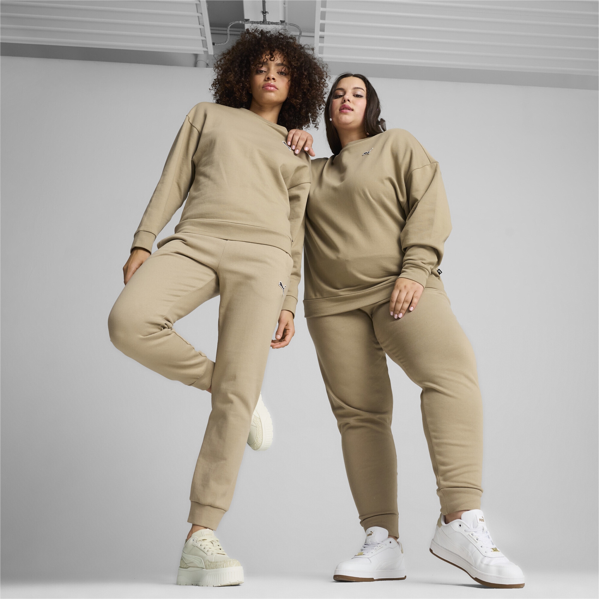 PUMA Sporthose »Better Essentials Jogginghose Damen«