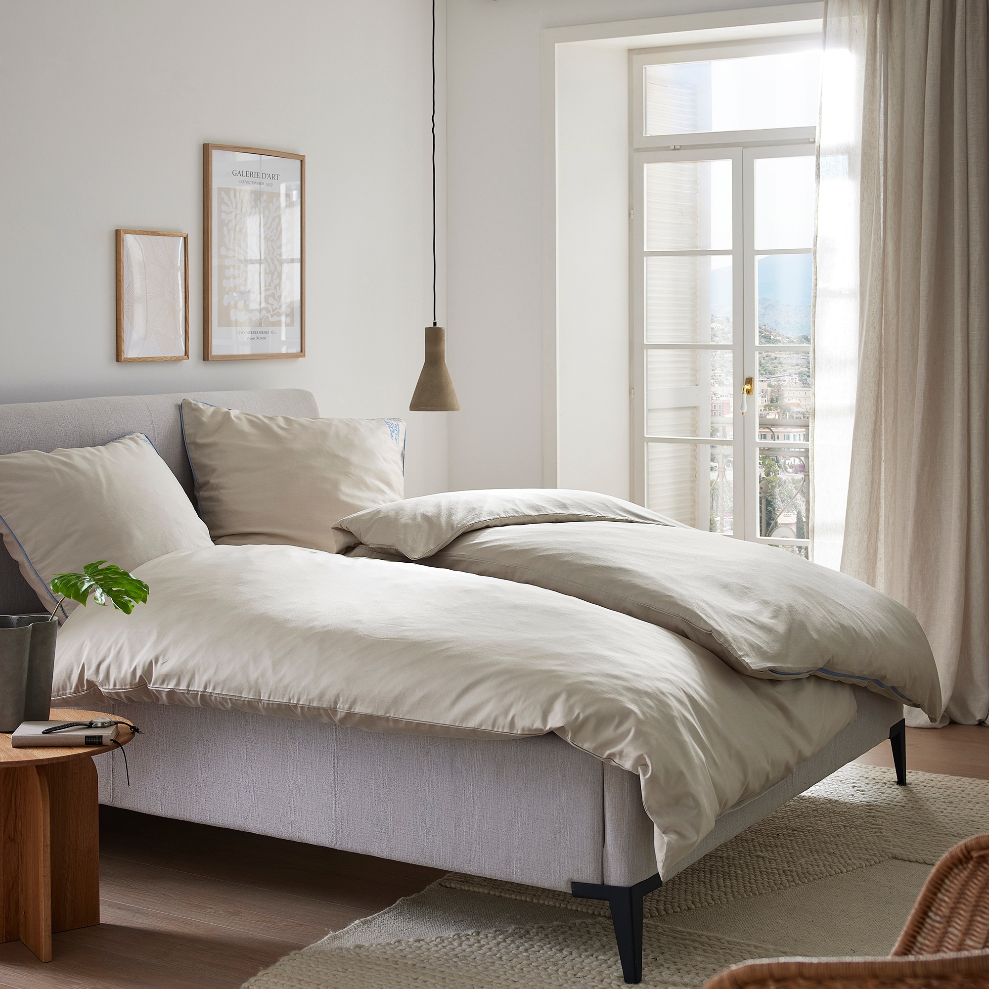 Bettwäsche BUGATTI, beige, Mako-Satin, Obermaterial: 76% Baumwolle, 24% Polyester, Bettwäsche, "Satinbettwäsche bugatti", mit edler Paspelierung