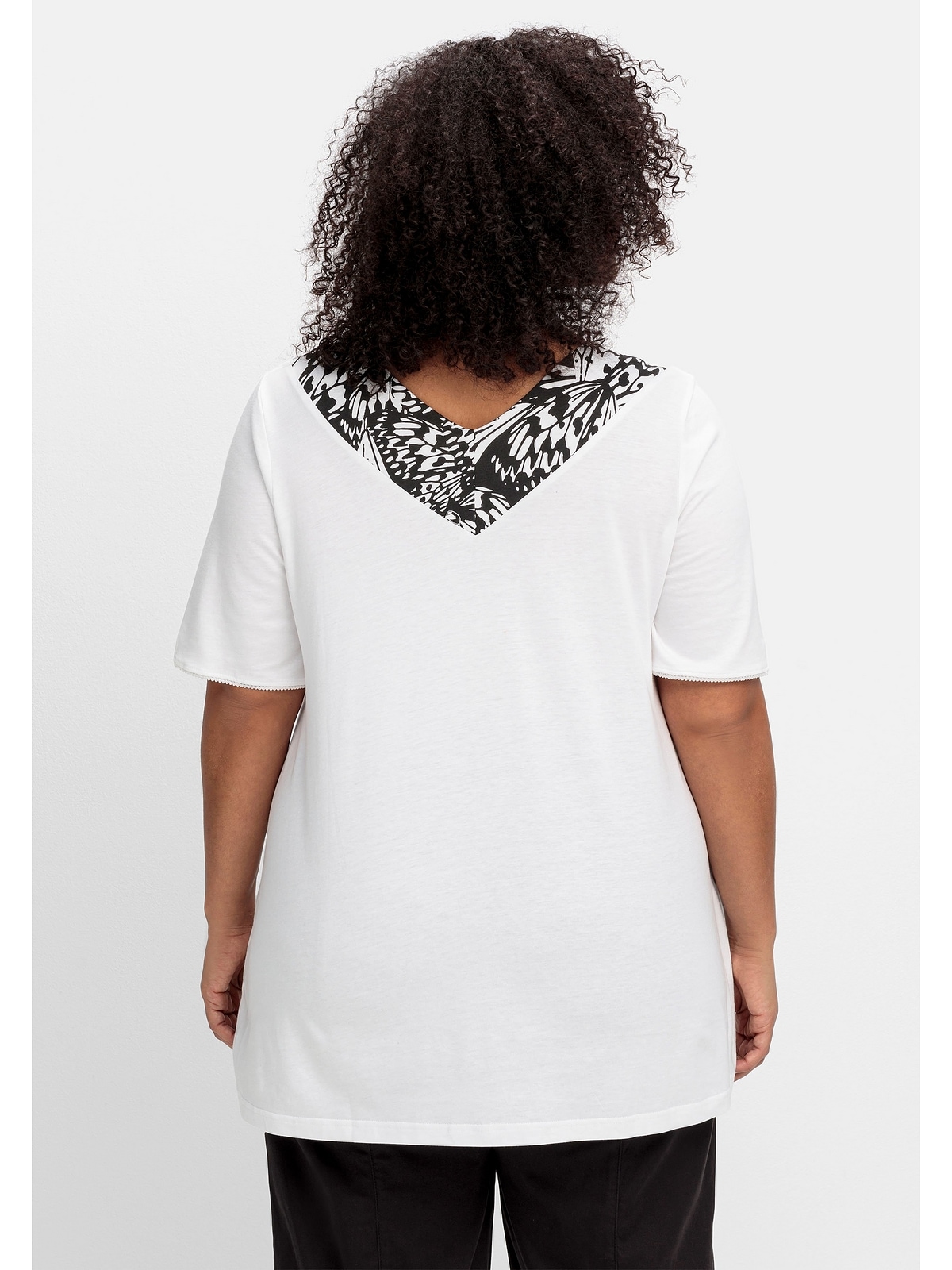 Sheego Longshirt »Große Größen«, mit breiter Blende am V-Ausschnitt online  bestellen | BAUR