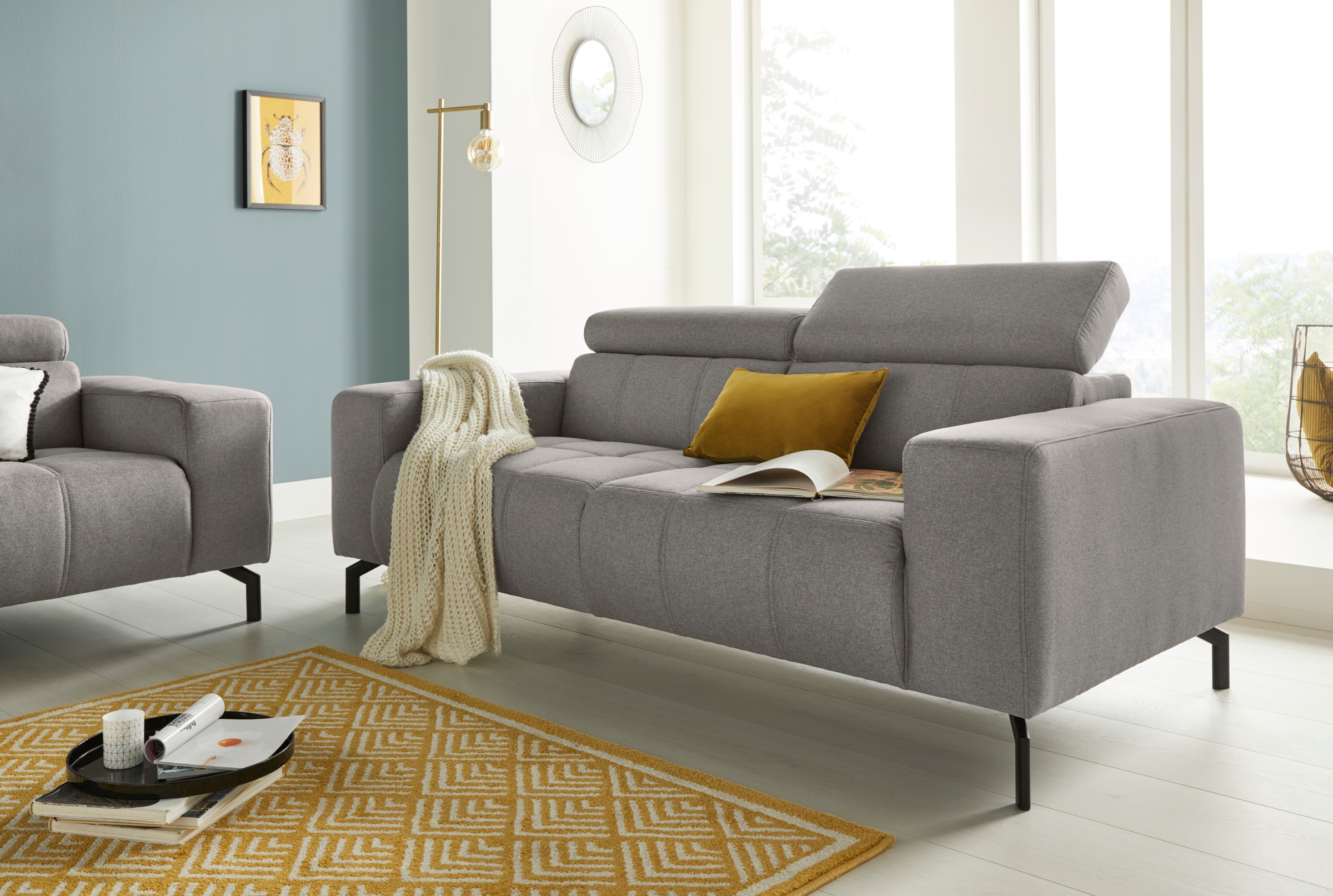 DOMO collection 2-Sitzer »Cunelli zeitlos und elegant, moderne Sitznähte als Designelement,«, wahlweise mit 6-fach verstellbaren Kopfteilen, fester Sitzkomfort