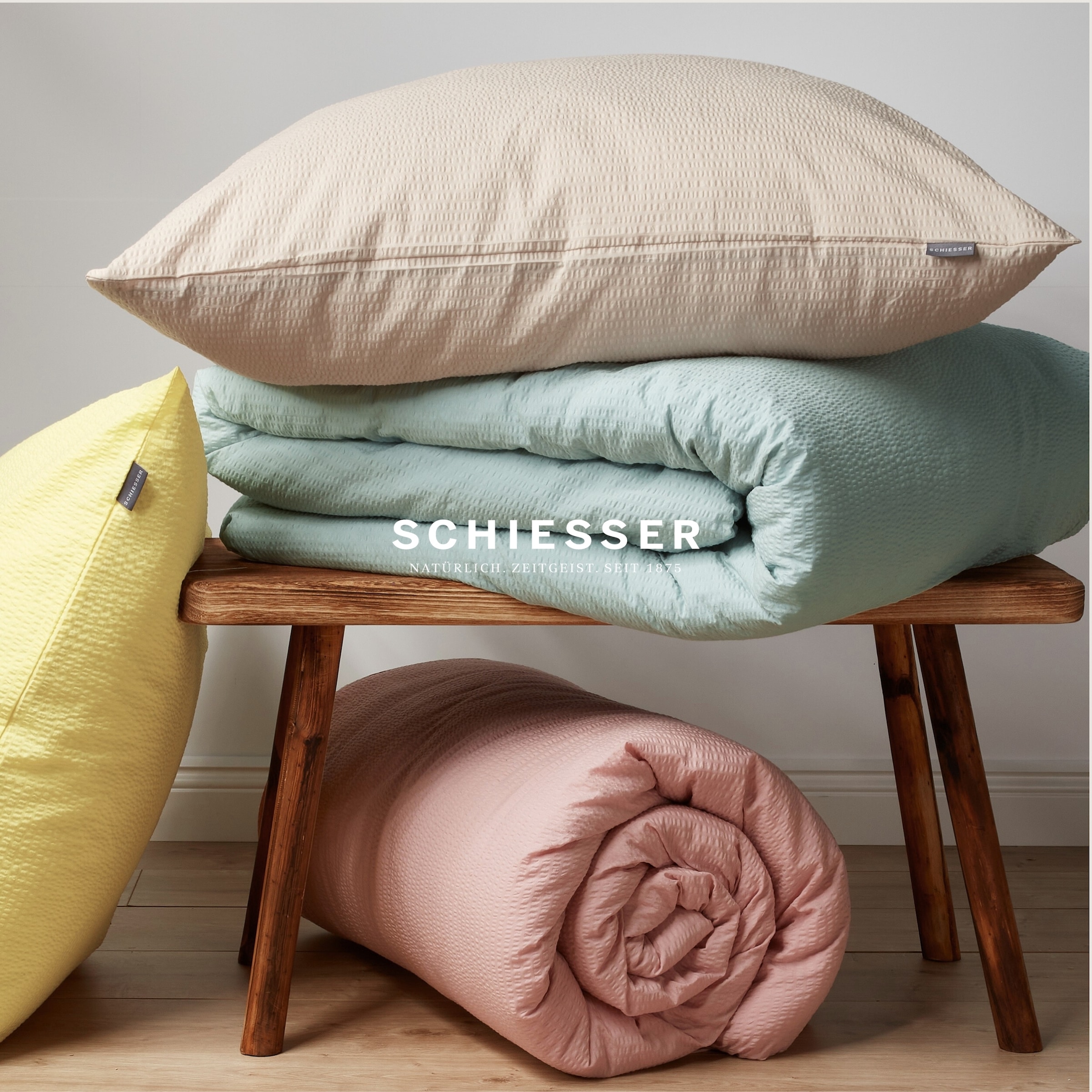 Schiesser Bettwäsche »Laura aus Baumwoll-Seersucker in zarten Farbtönen«, Made in Green