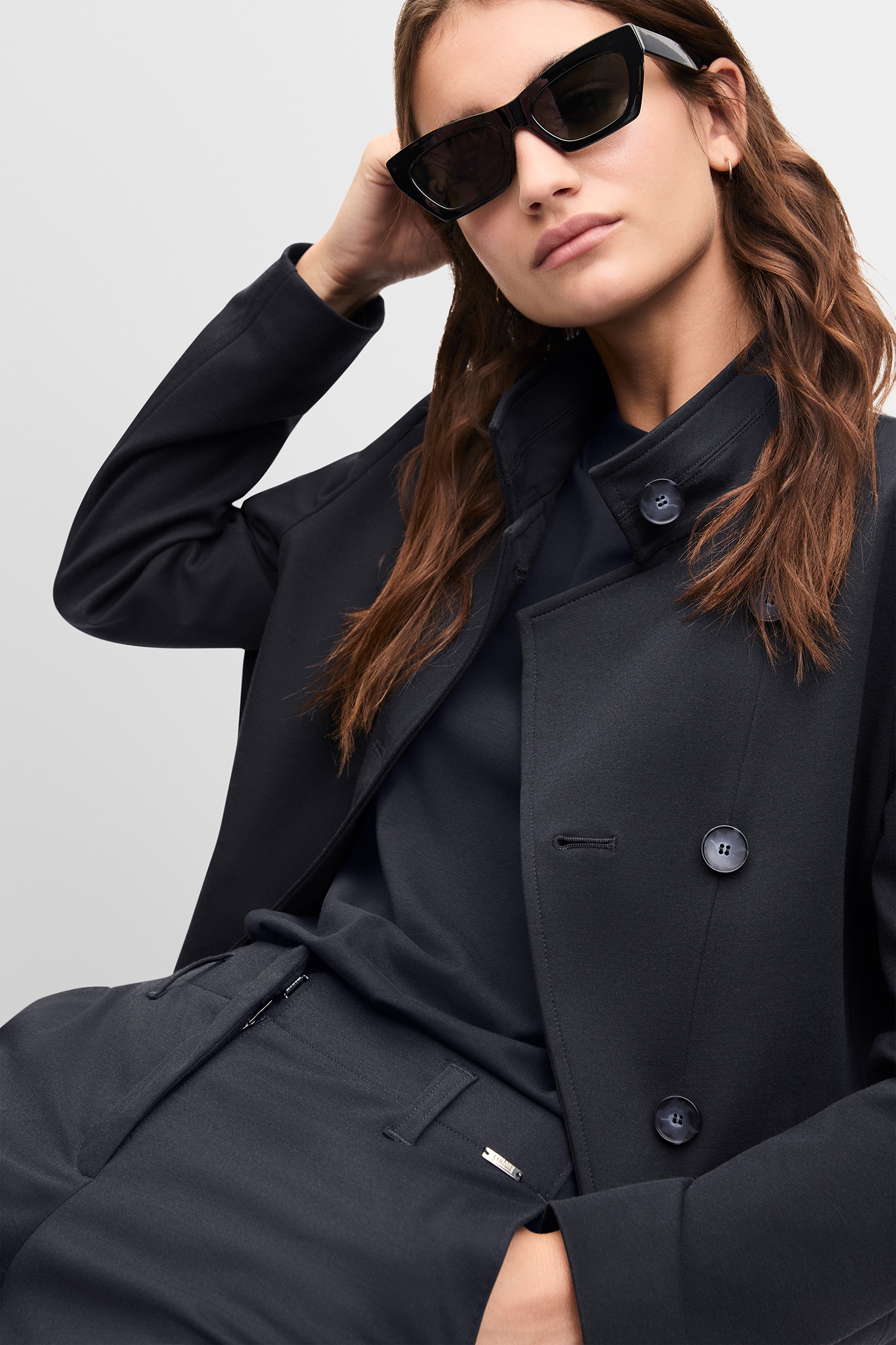 Cinque Kurzblazer »CILOKO« Stehkragen, taillierter Schnitt, elastischer Materialmix