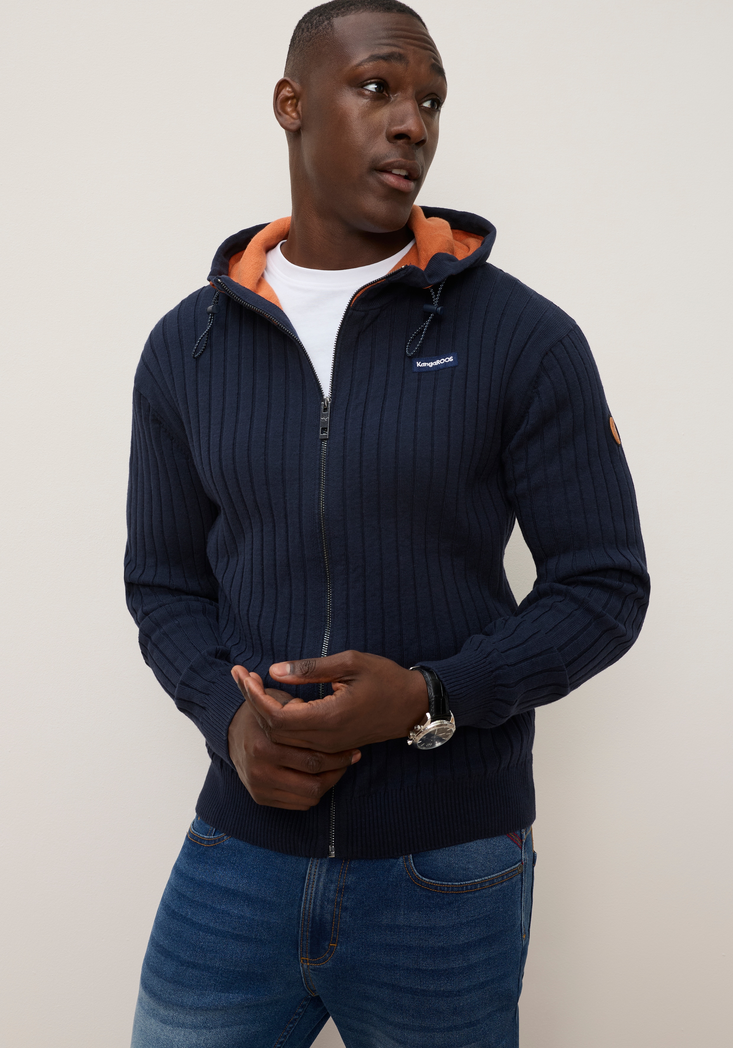 KangaROOS Kapuzenstrickjacke mit Reißverschluss, Rippstrick, Regular Fit, normale Länge