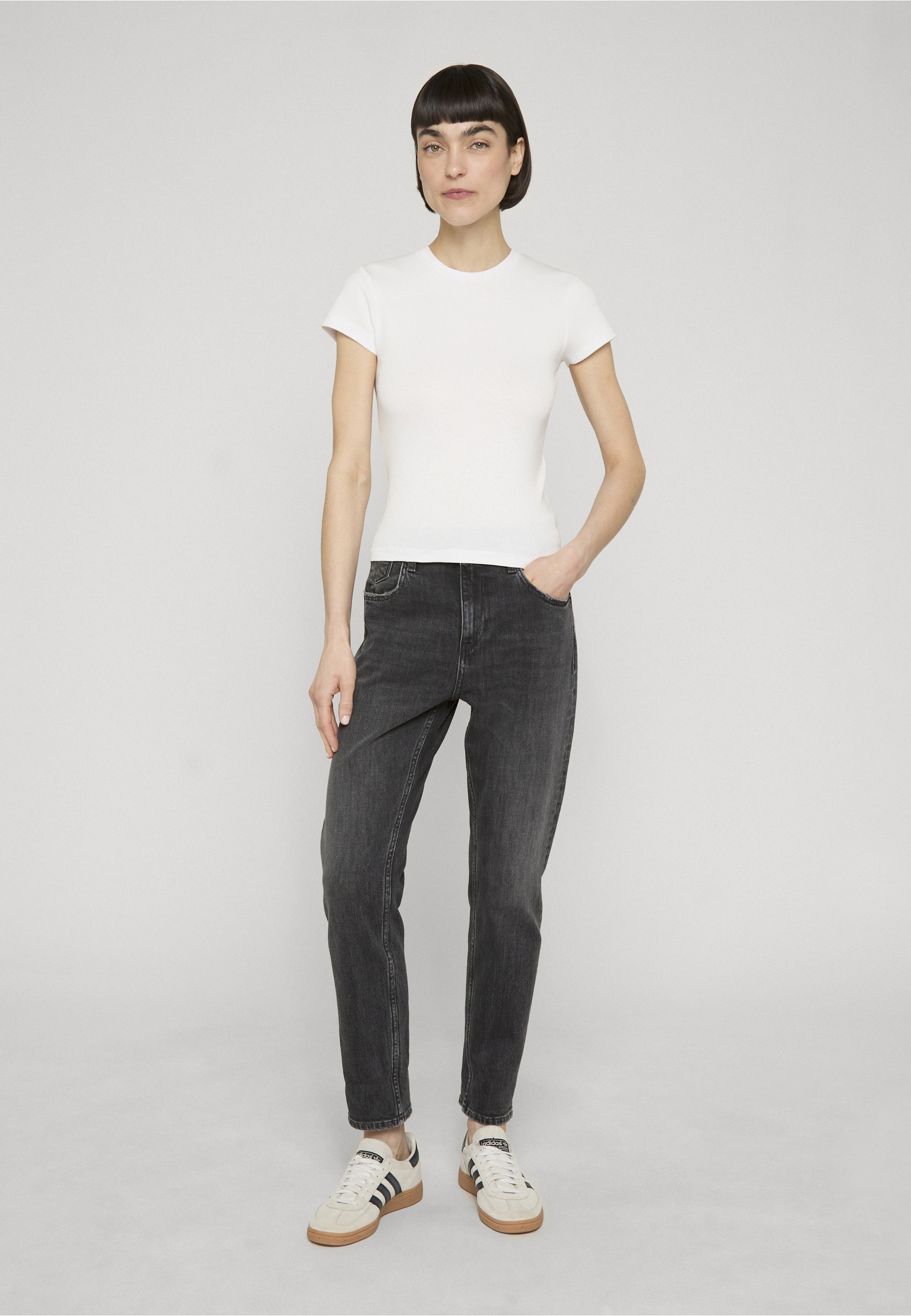 URBAN CLASSICS T-Shirt »Urban Classics Ladies Short Slim Tee 3-Pack« 1