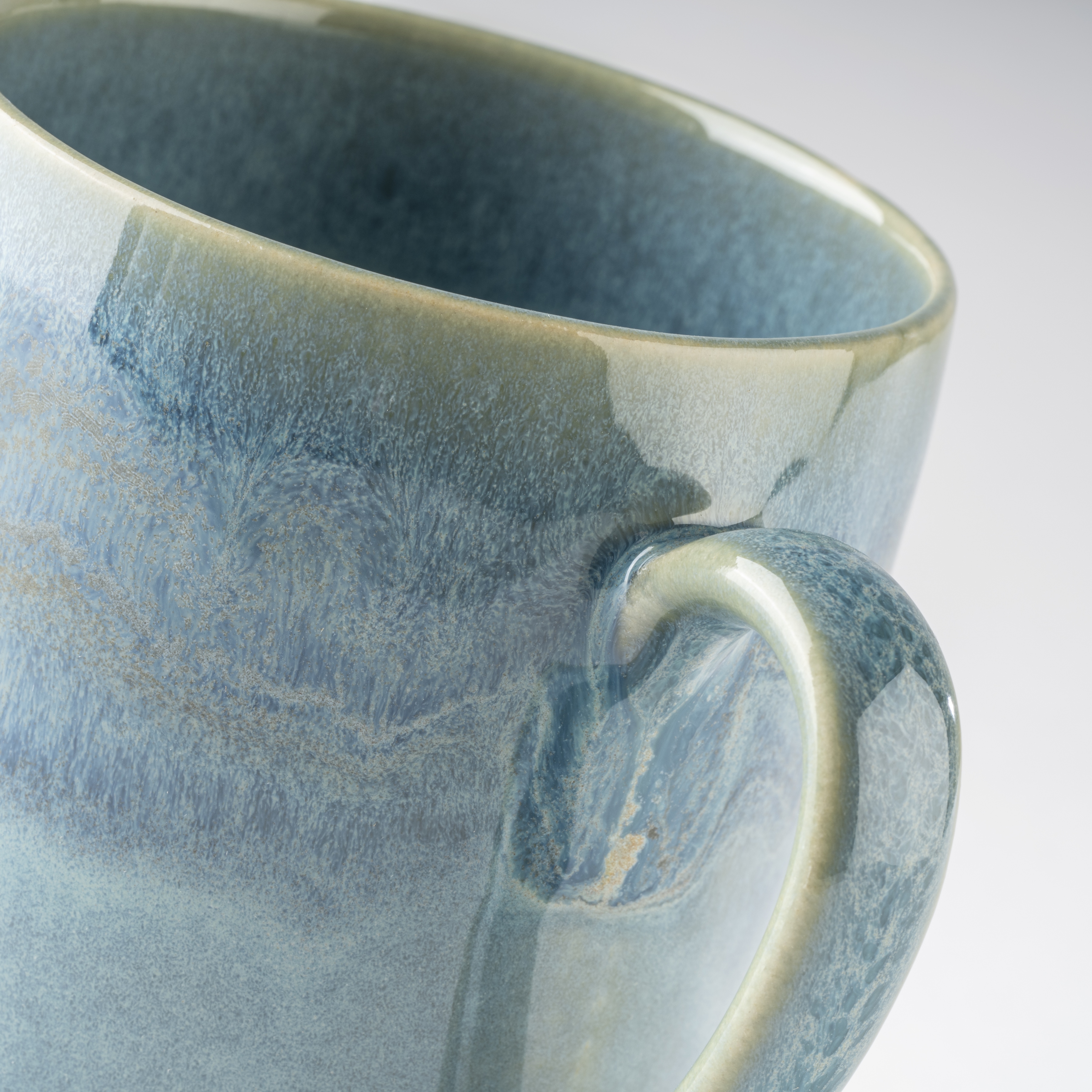 Thumbnail - gipfelstück Becher "Tiefer See" Scandi-Style, Reaktivglasur, jedes Stück ein Unikat, 4-teilig