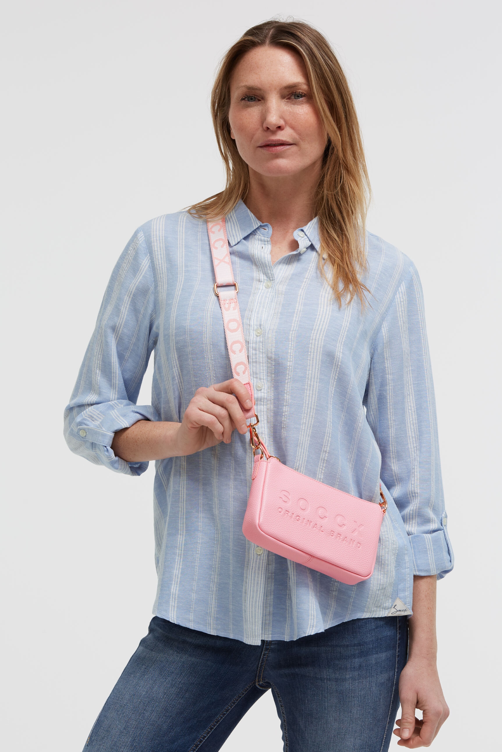 SOCCX Umhängetasche mit Reißverschluss am Innenfach günstig online kaufen