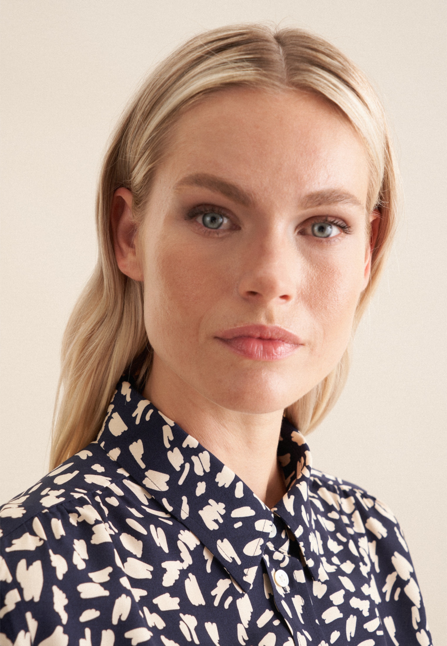 Thumbnail - seidensticker Hemdbluse "Schwarze Rose" 1/1 Druck