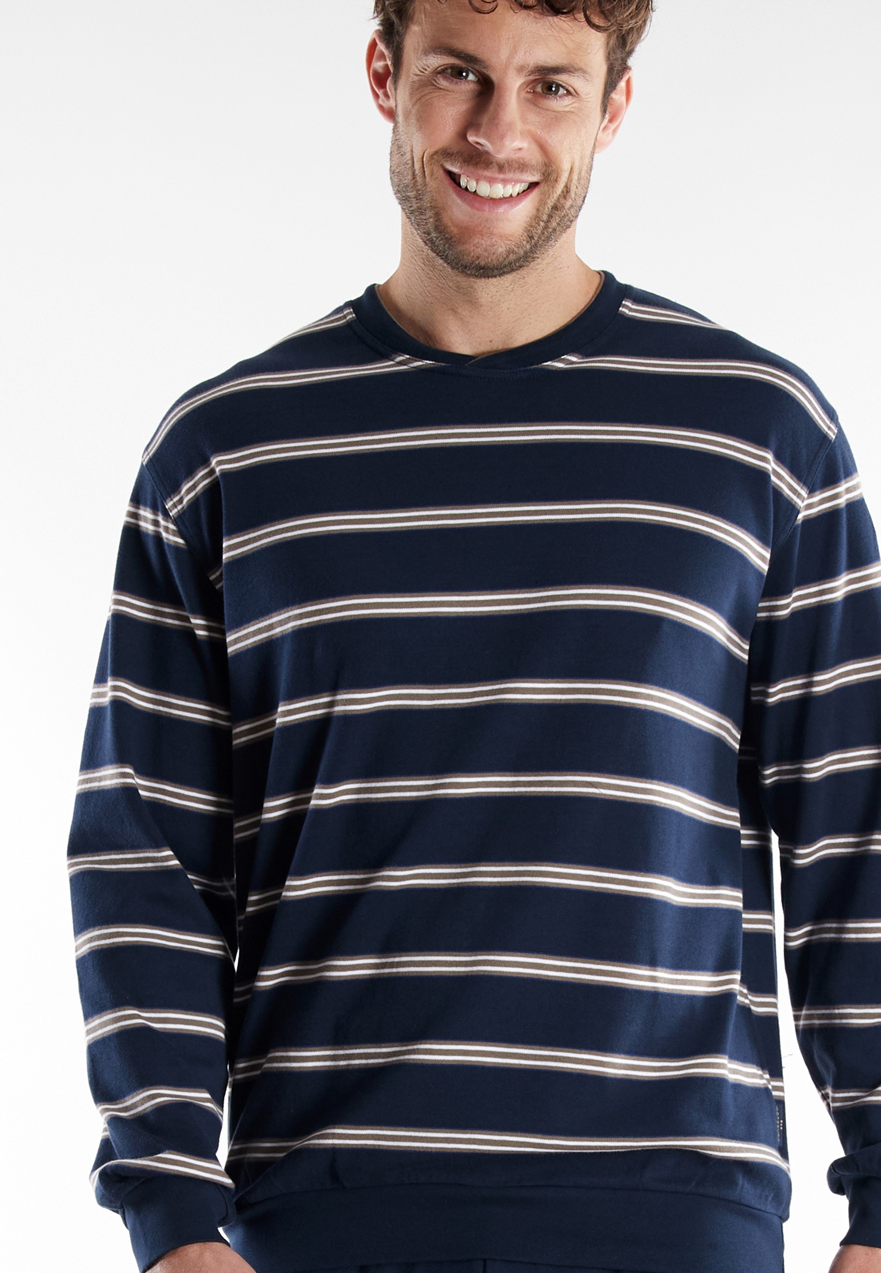 Thumbnail - GÖTZBURG Schlafanzug "Kos" 2 Stk. tlg., mit langen Ärmeln und Rundhalsausschnitt, Oberteil gestreift