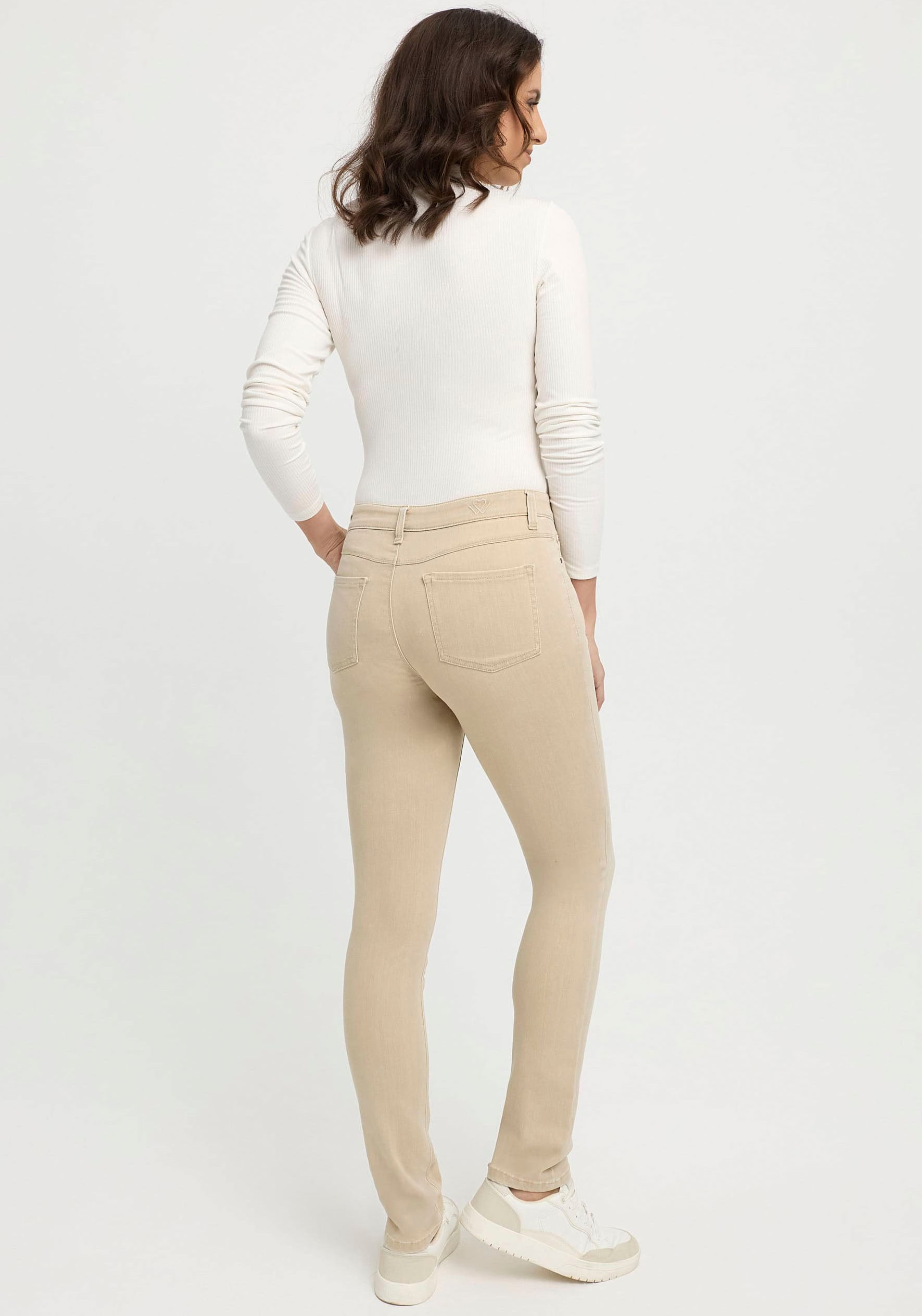 wonderjeans Slim-fit-Jeans, Klassischer gerader Schnitt