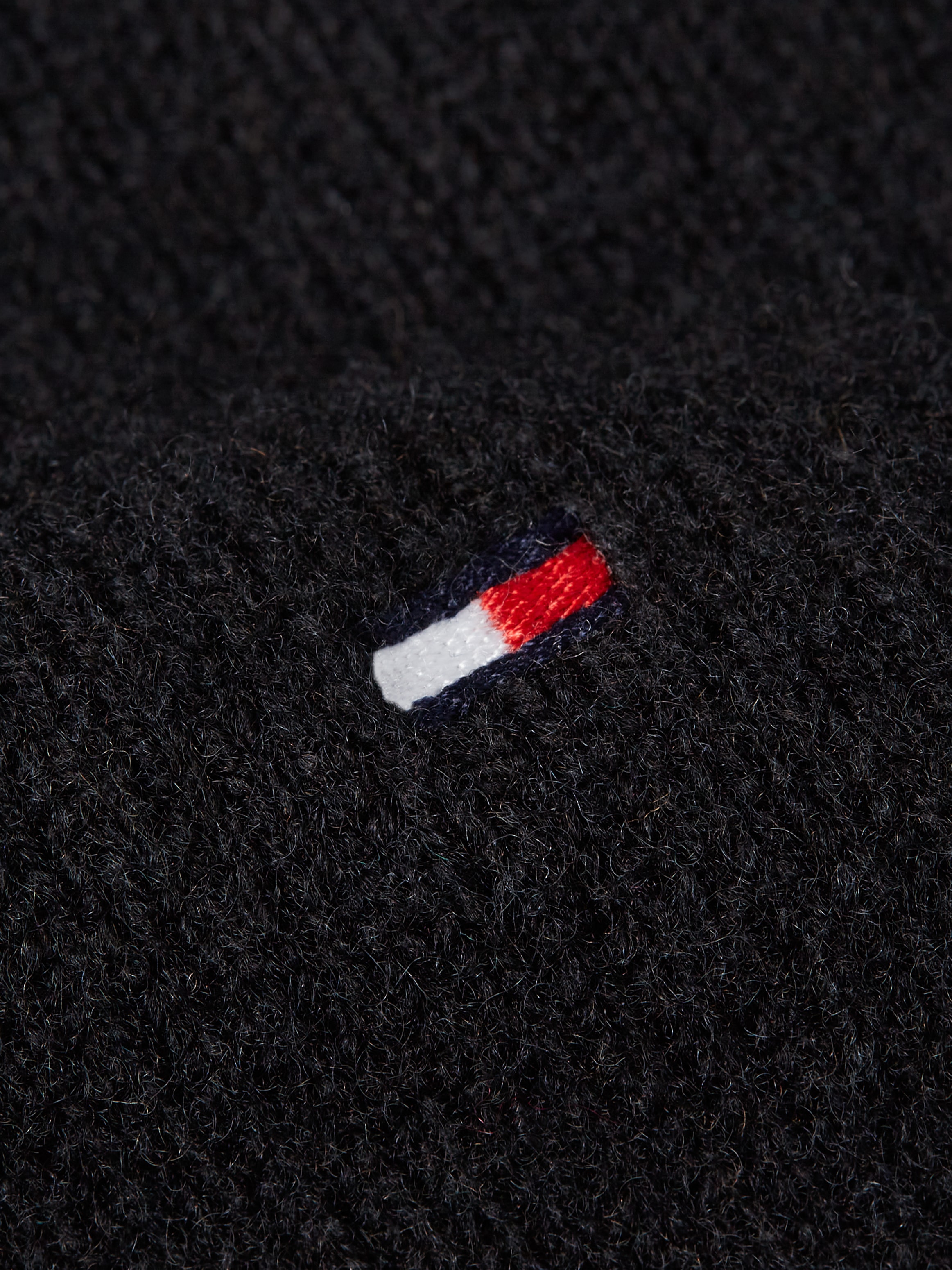 Tommy Hilfiger Strickpullover »SOFT WOOL V-NK SWEATER«, aus reiner Wolle