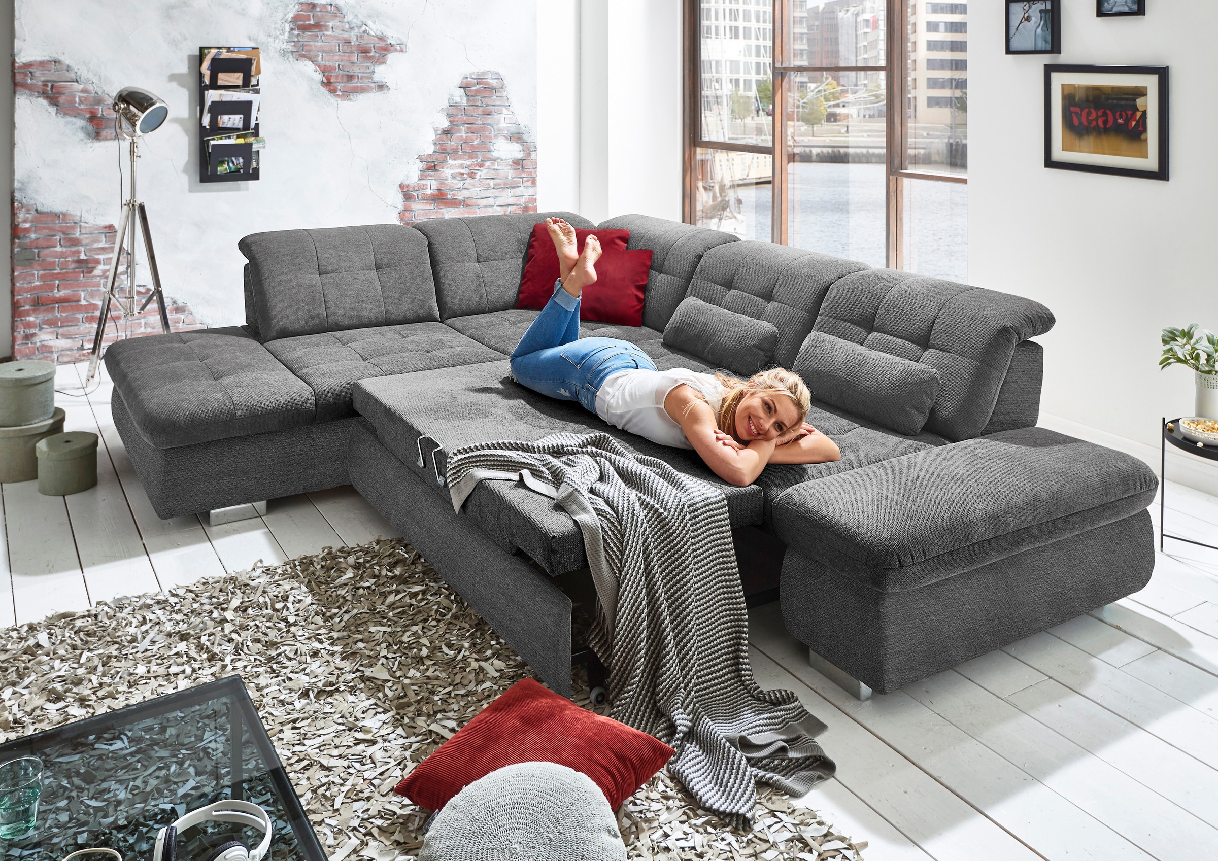 Die PlanBar Ecksofa »MP-IN17004 L-Form«, wahlweise mit Bettfunktion, Sitztiefen- und Kopfteilverstellung