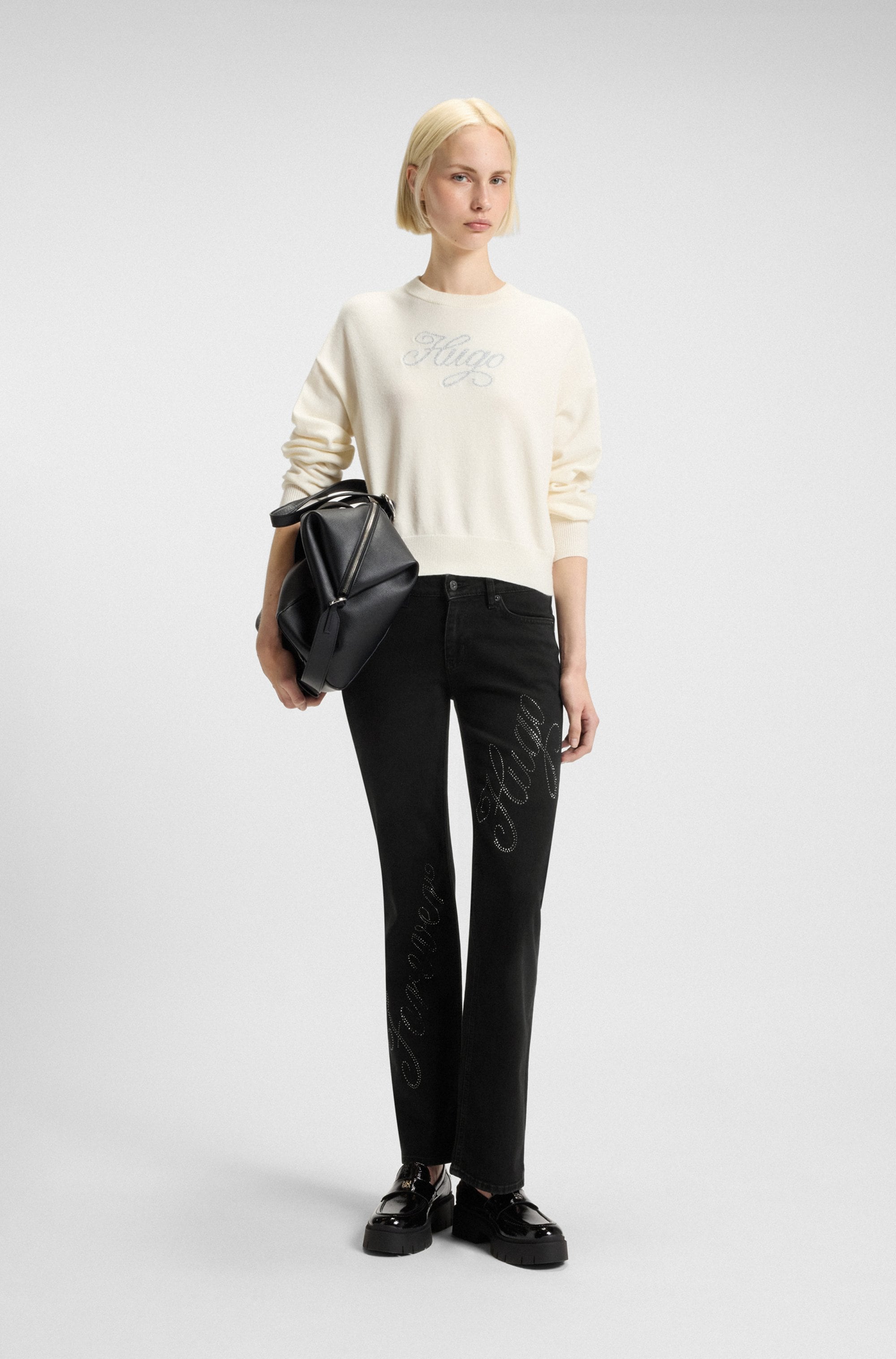 HUGO Blue Slim-fit-Jeans »Gamera« mit Strass-Logo vorn