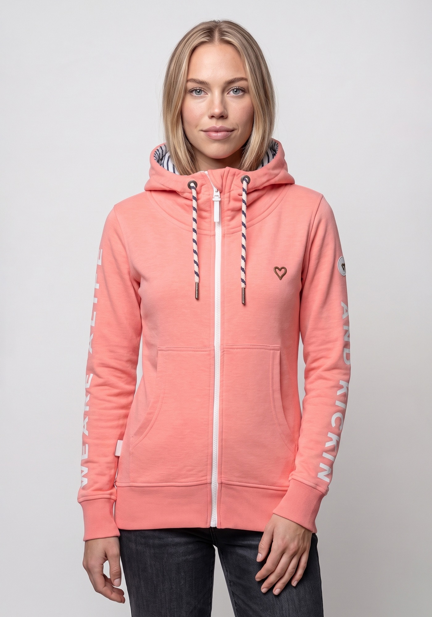 Alife & Kickin "JessyAK A" leichte Kapuzensweatjackemit Logo-Schriftzug auf den Ärmeln