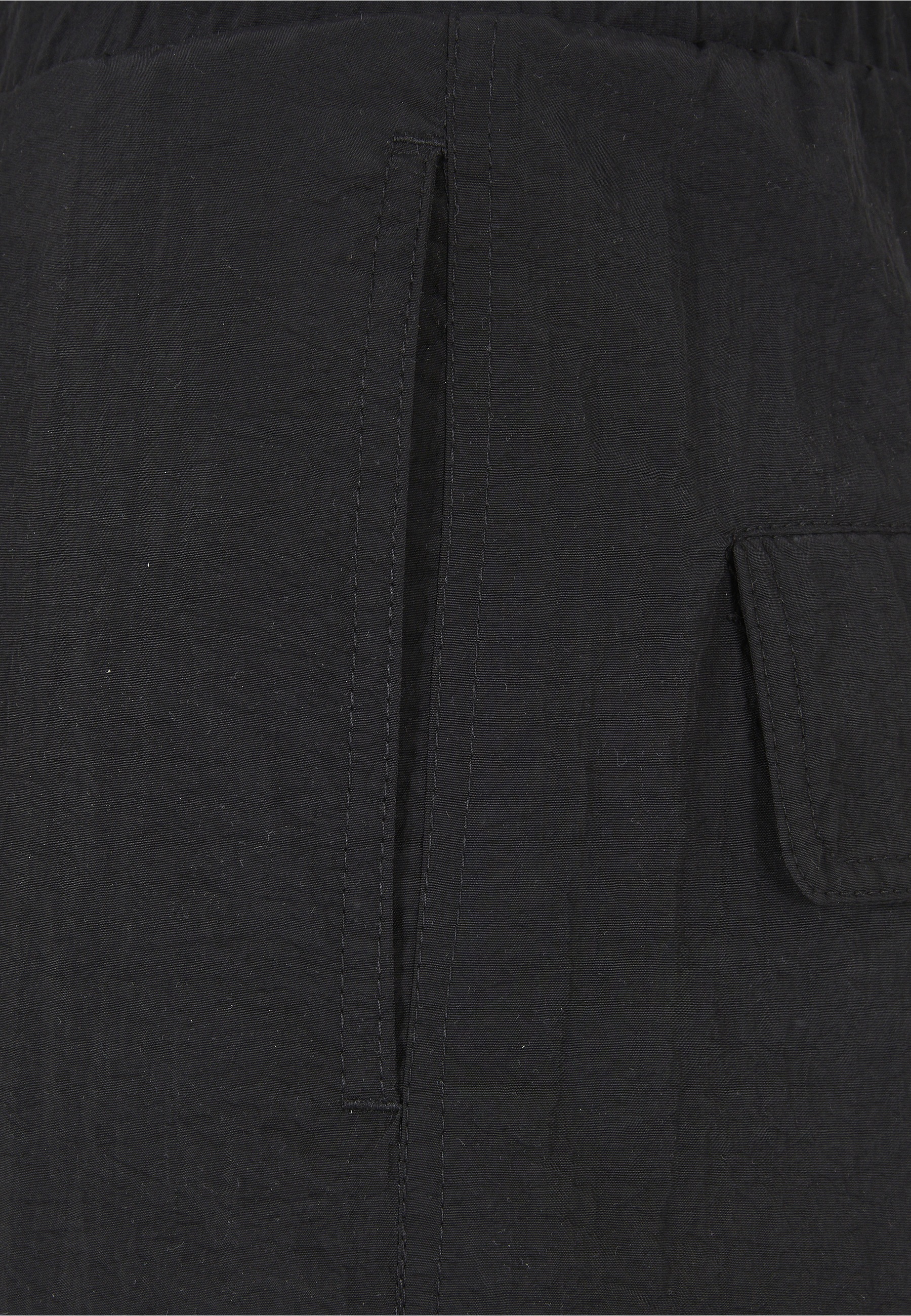 Urban Classics Ladies Wide Crinkle Nylon Cargo Pants Black 4XL 2