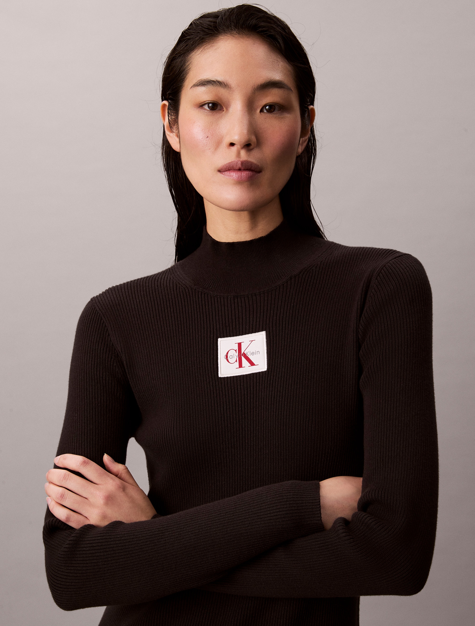 Calvin Klein Jeans Strickkleid »LS T NECK MINI DRESS«, Mit Rundhalsausschnitt, figurbetont