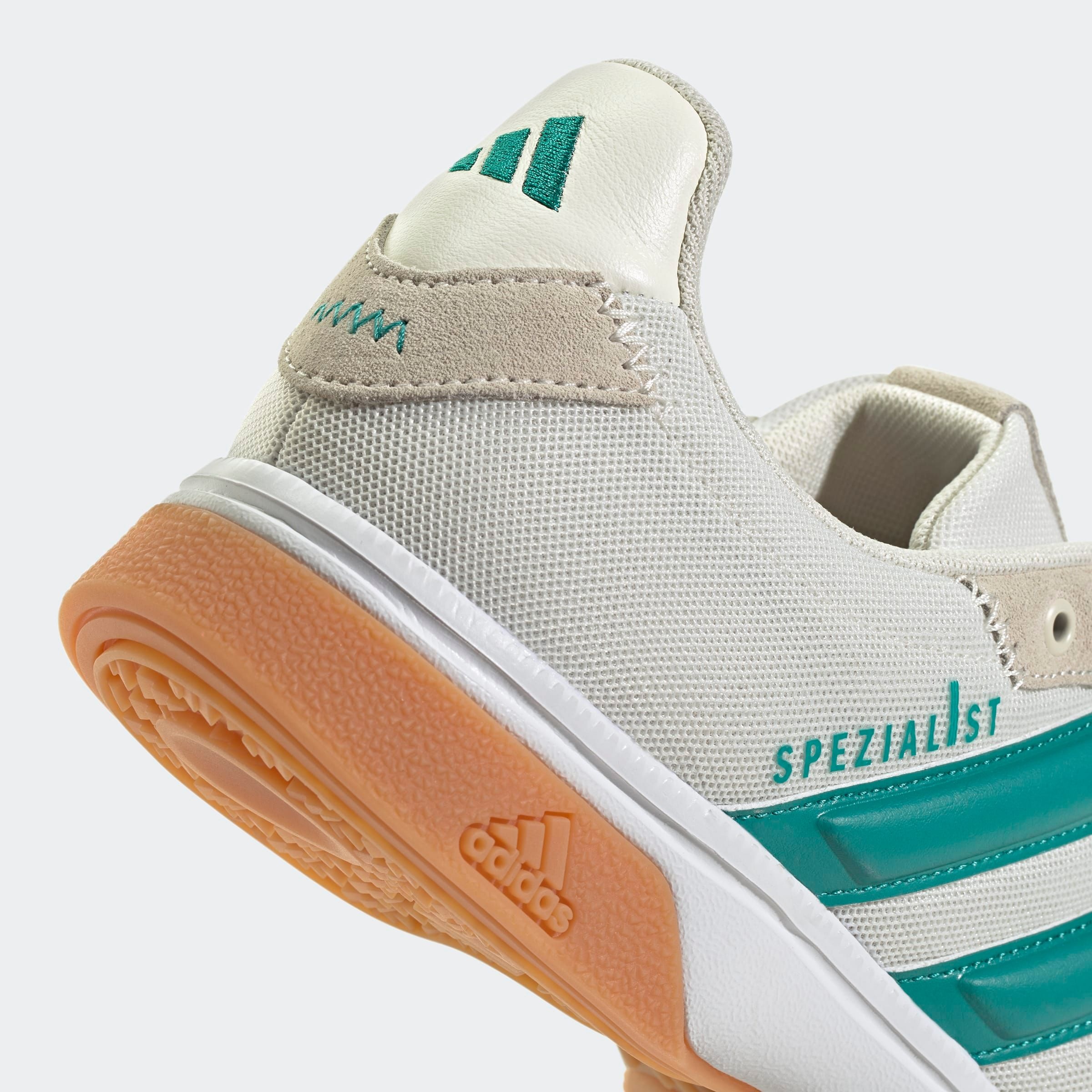 adidas Performance Hallenschuh »SPEZIALIST INDOOR«, geeignet für jeden Hallensport