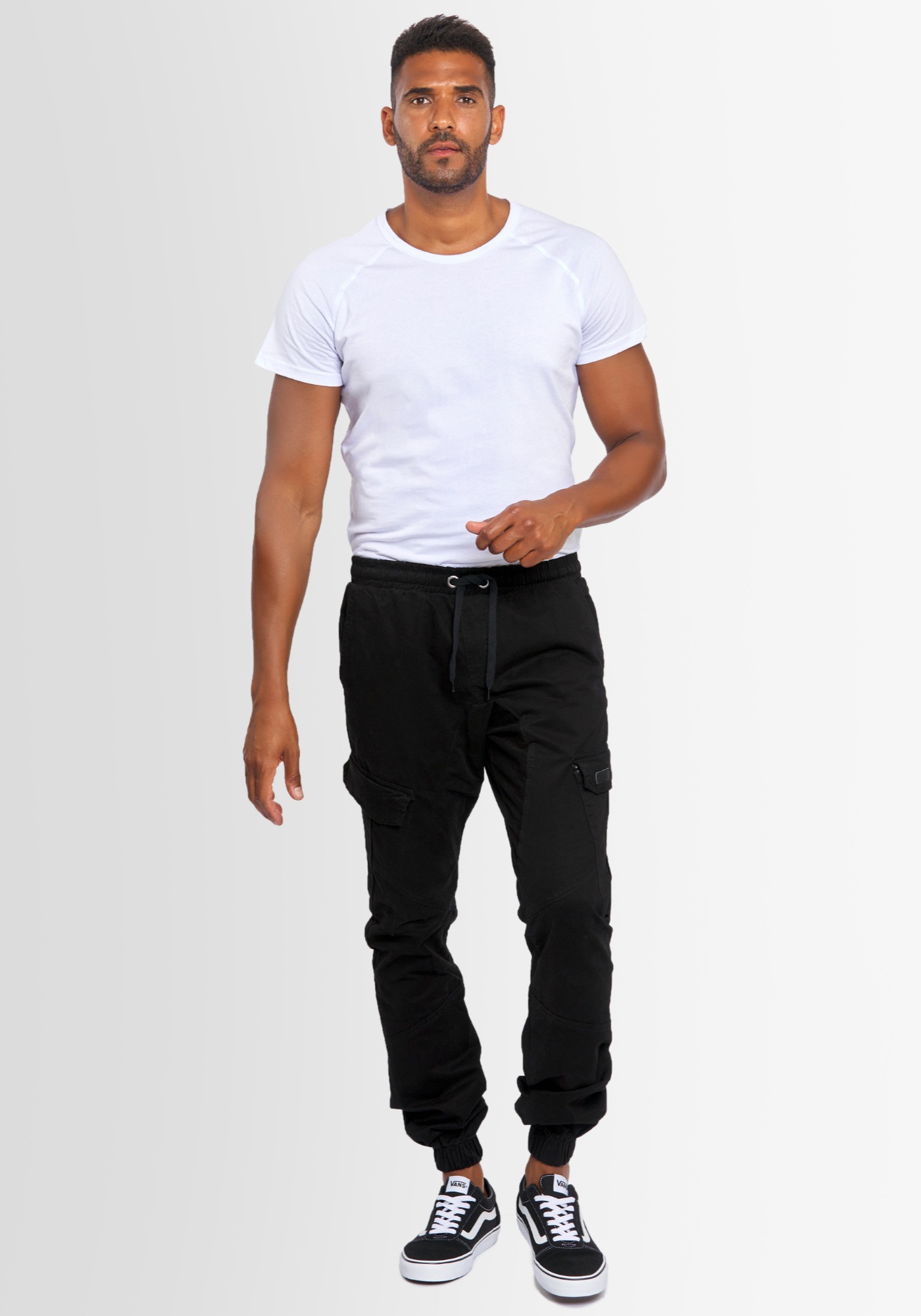 Alessandro Salvarini Cargohose »ASComfi«, mit Reißverschluss Taschen