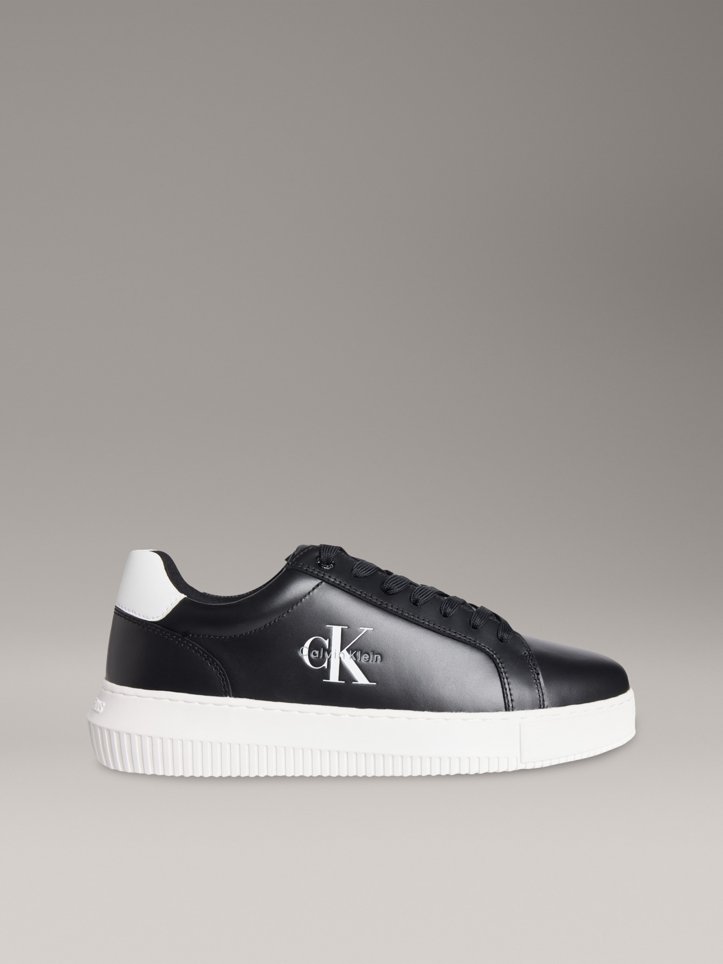 Calvin Klein Jeans Sneaker »CHUNKY CUPSOLE MONO LTH«, Schnürschuh, Halbschuh, Freizeitsneaker mit seitlichem Logo