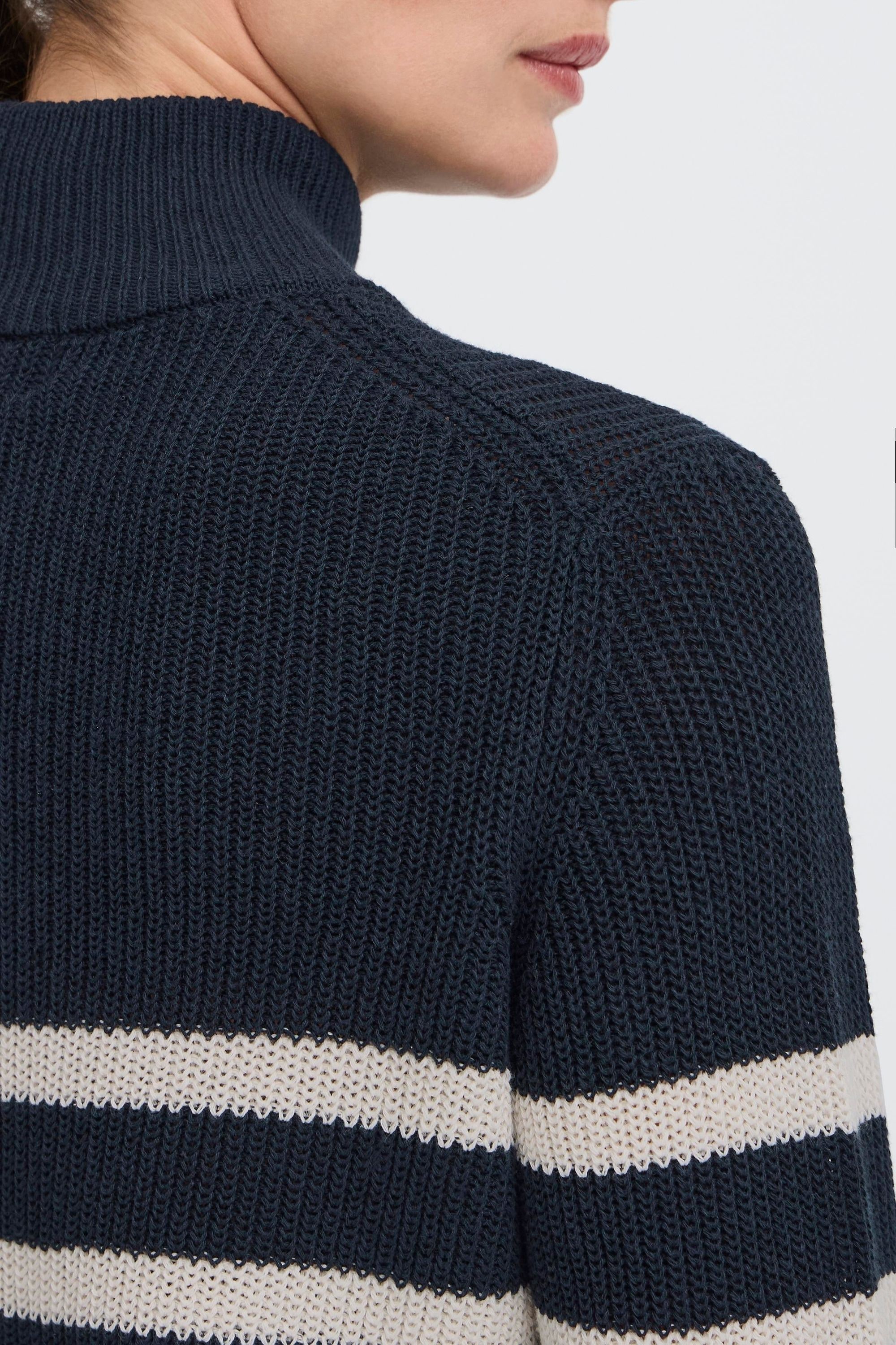 OXMO Troyer »Troyer OXSanva«