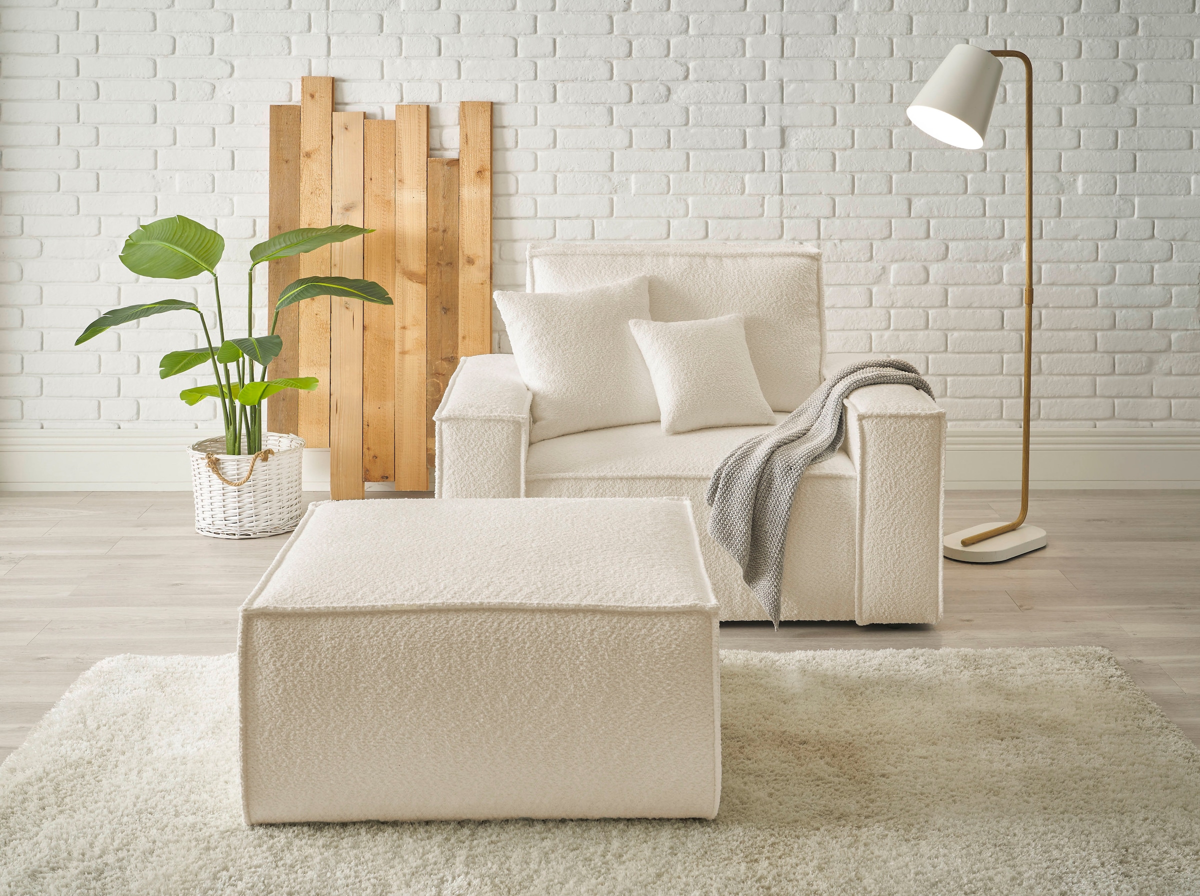 OTTO home Loveseat "FINNLEY Bouclé, Loveseat & Hocker im Set, inkl. Zierkissen" 2 Stk. tlg. verfügbar in den Stoffqualitäten Bouclé, Struktur fein und Mega Cord