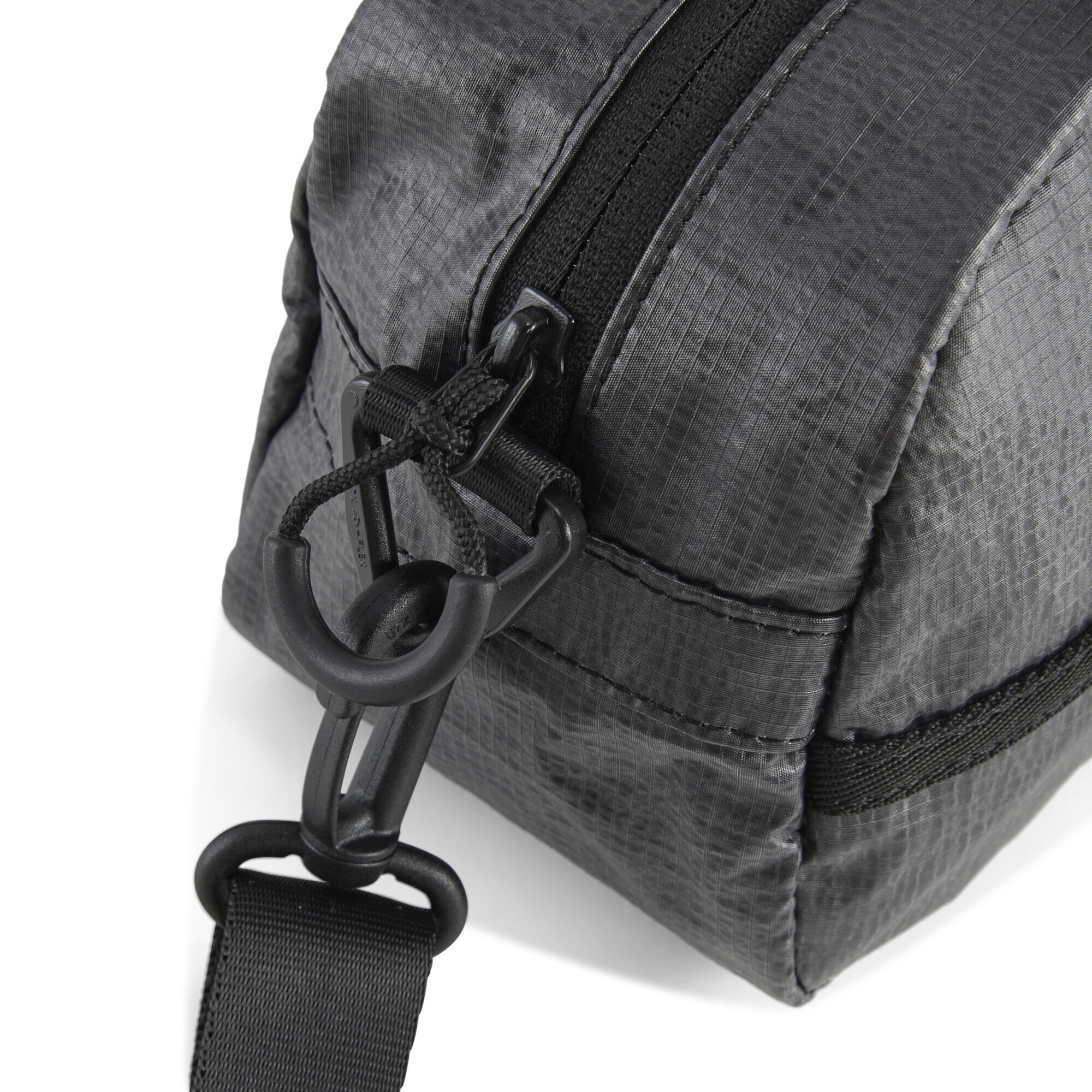 PUMA Tragetasche »PUMA 2026 2,5 l Mini-Grip-Bag Erwachsene«