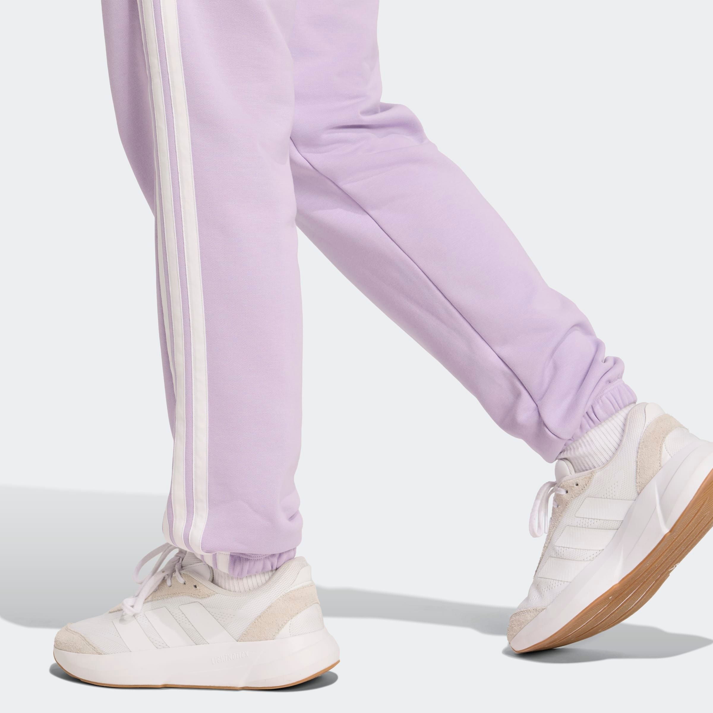 adidas Sportswear Sporthose »W 3S FT CF PT«, (1 tlg.), Reguläre Passform, mittelhoher Bund, weiches French Terry Material