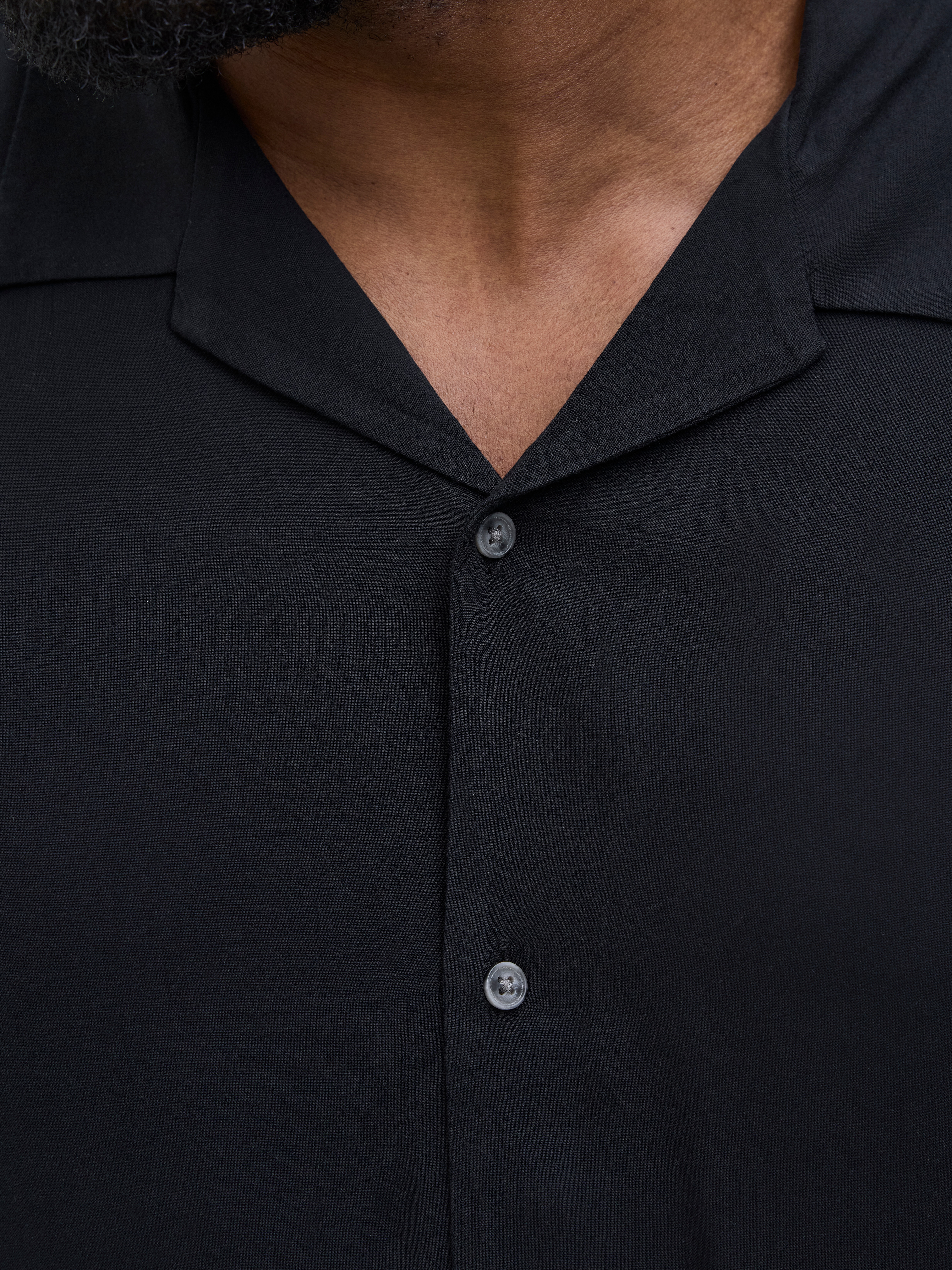 Thumbnail - Jack & Jones PlusSize Kurzarmhemd "JJEJEFF SOLID RESORT SHIRT S/S SN PLS"