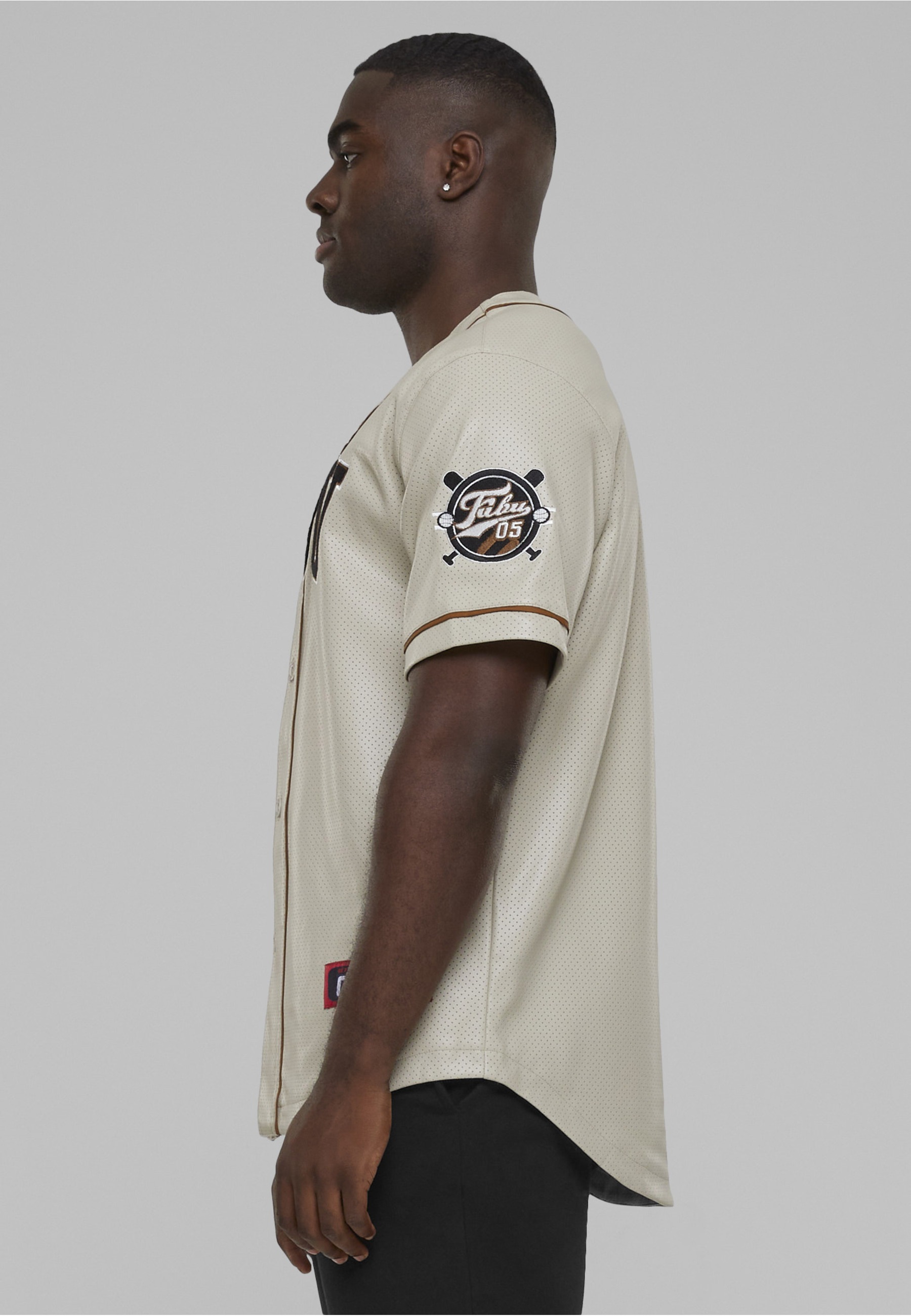 Fubu T-Shirt »Fubu Herren FM233-007-1 FUBU College Leather Baseball Jersey« 1 Stk.