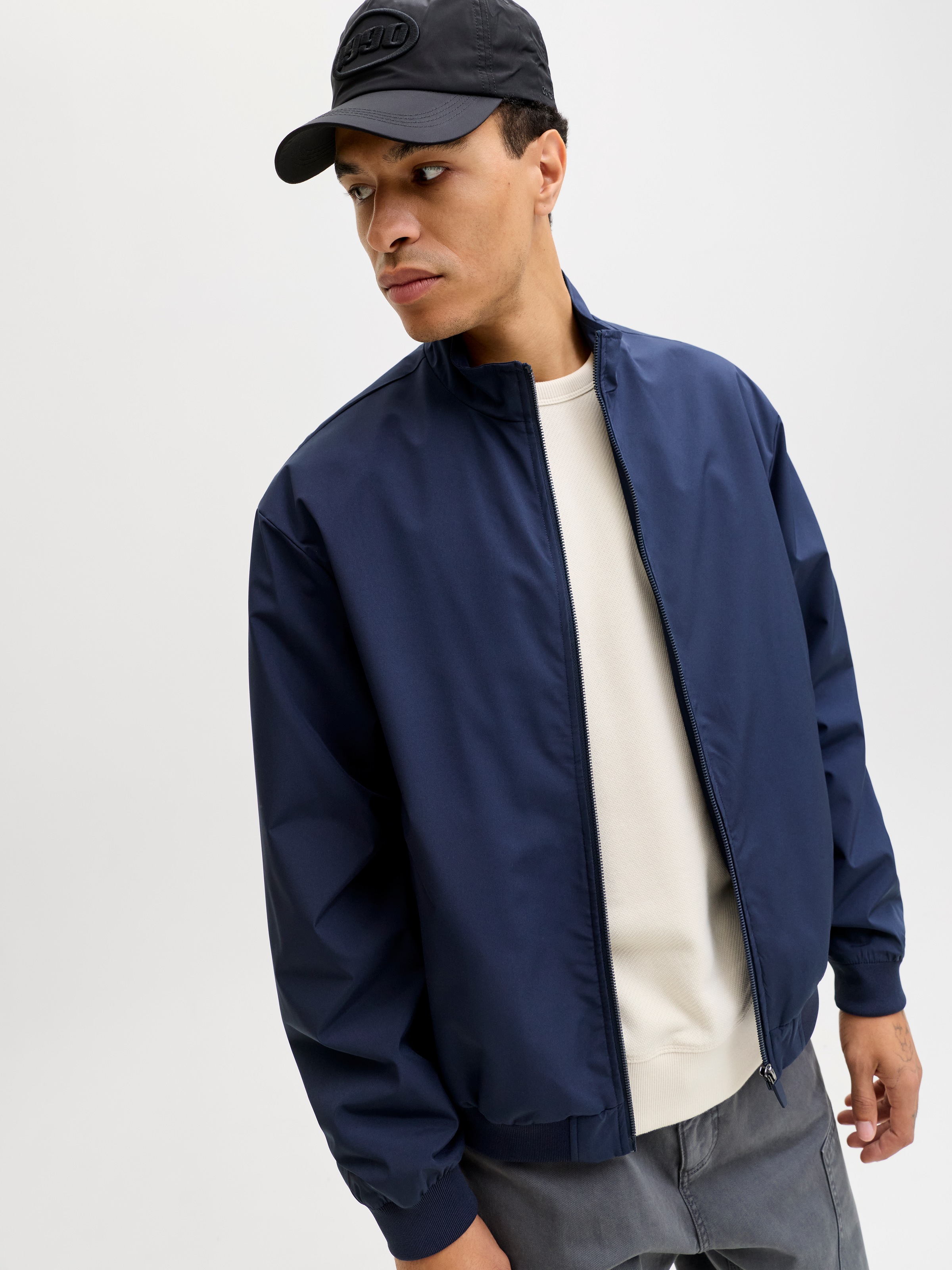 Jack & Jones Bomberjacke "JJECHARGE STAND COLLAR BOMBER NOOS" mit Stehkrage günstig online kaufen