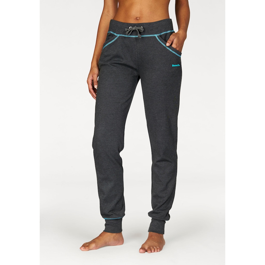 Bench. Loungewear Relaxhose, mit kontrastfarbenen Nähten, Loungewear