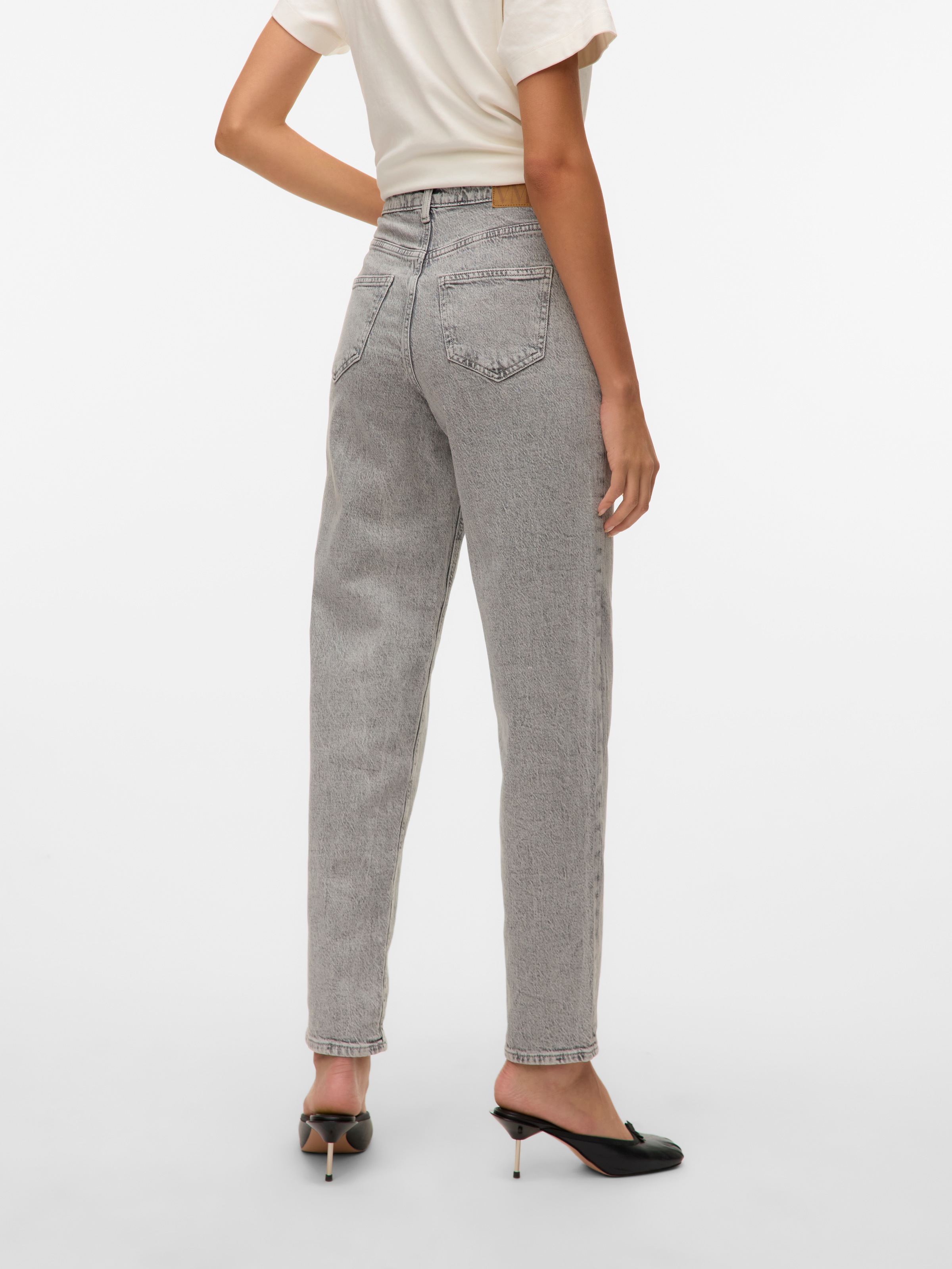 Vero Moda Mom-Jeans "VMTESSA HR MOM JEANS RA207 GA NOOS" Straight Fit Form günstig online kaufen