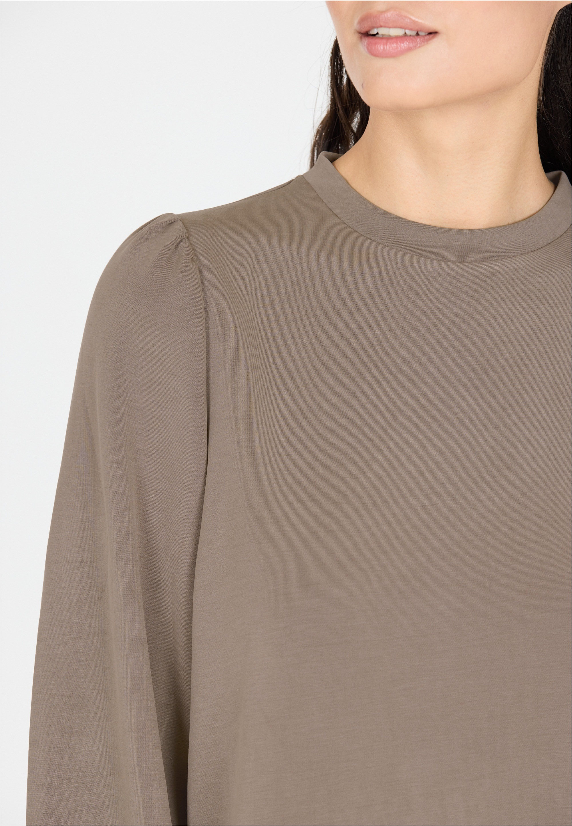 ATHLECIA Sweatshirt »Jillnana«, aus weichem Stoff mit entspannter Passform