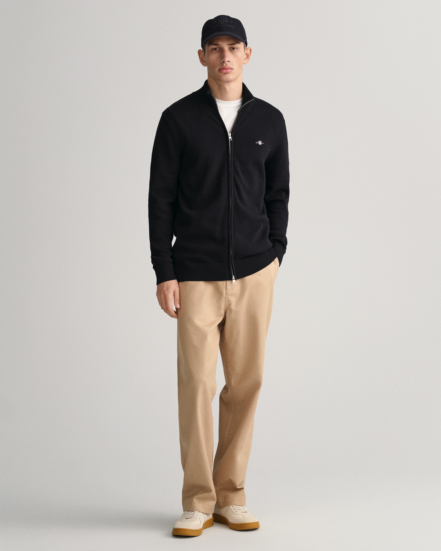 Gant Cardigan »CASUAL COTTON ZIP CARDIGAN«, Mit Rippbündchen an Stehkragen, Ärmeln und Saum