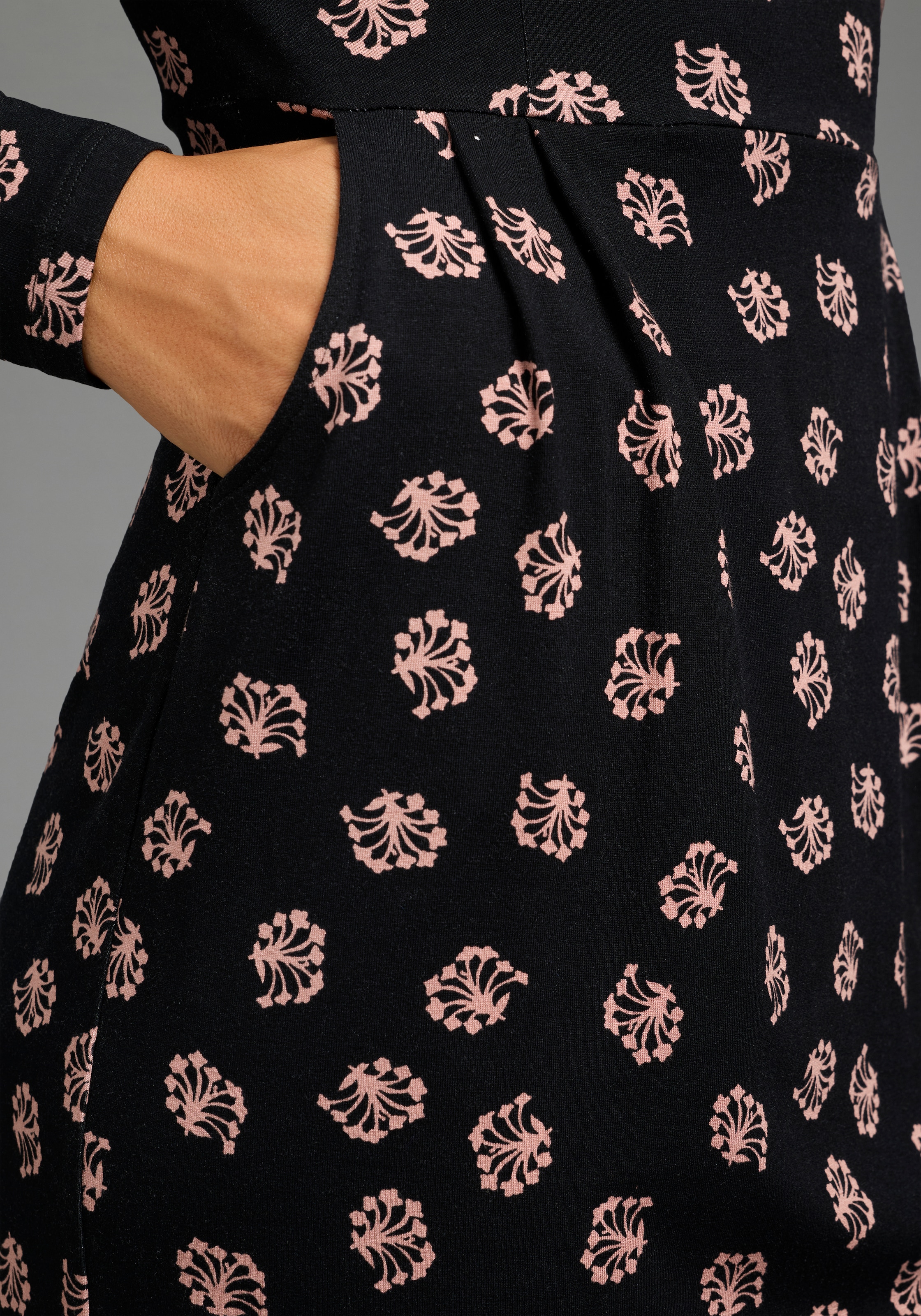 Laura Scott Jerseykleid Eingrifftaschen aus elastischer Viskosemischung, figurbetonte Passform