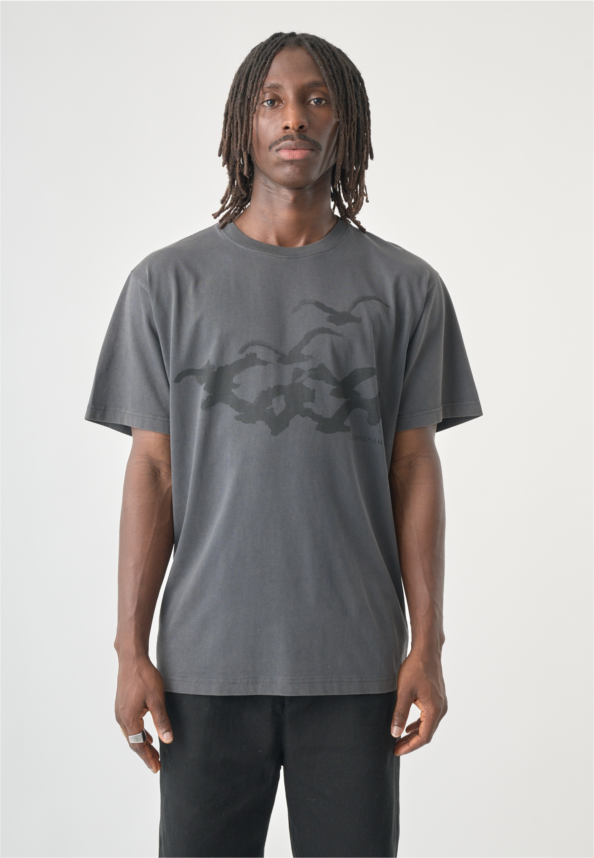 Cleptomanicx T-Shirt mit coolem Frontprint