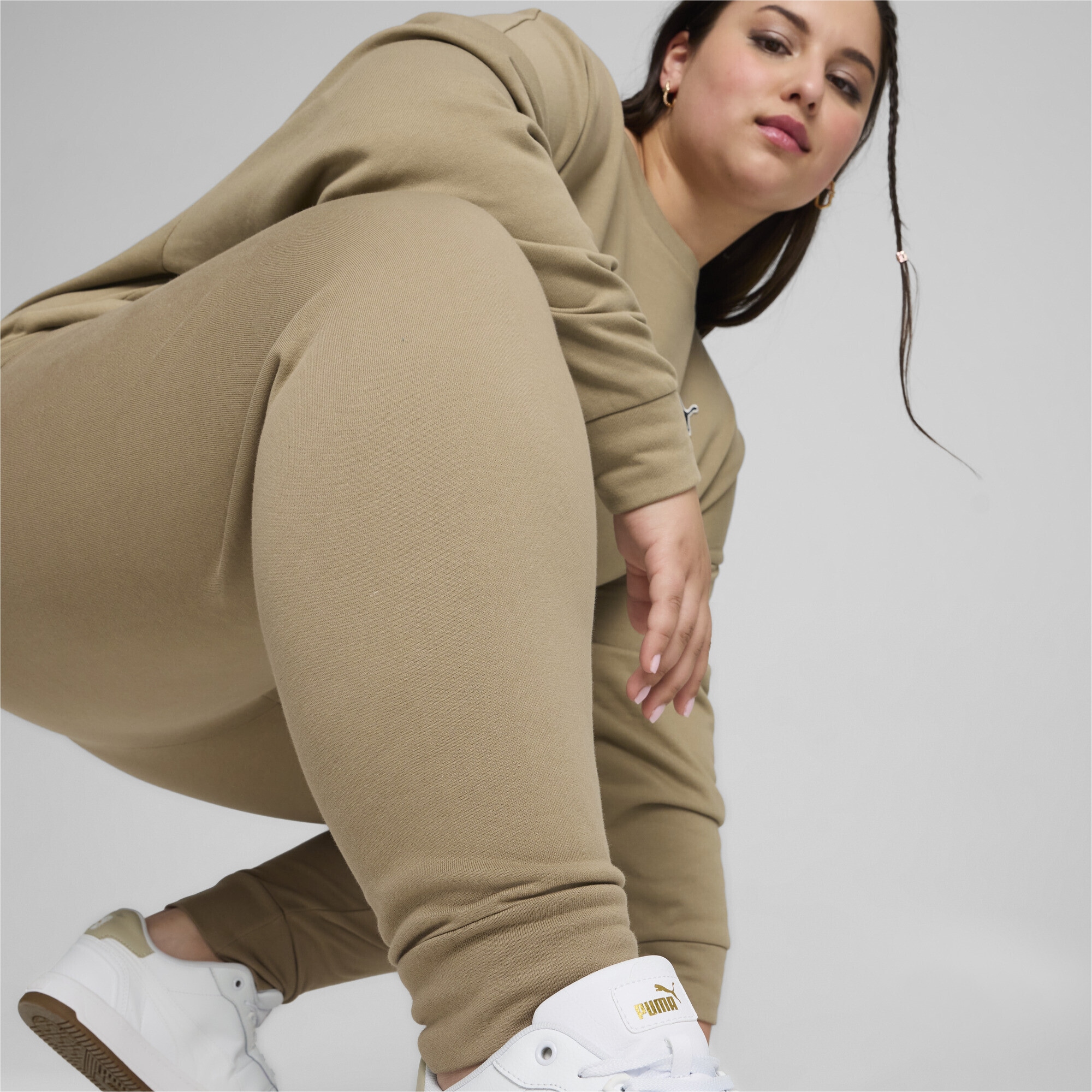 PUMA Sporthose »Better Essentials Jogginghose Damen«