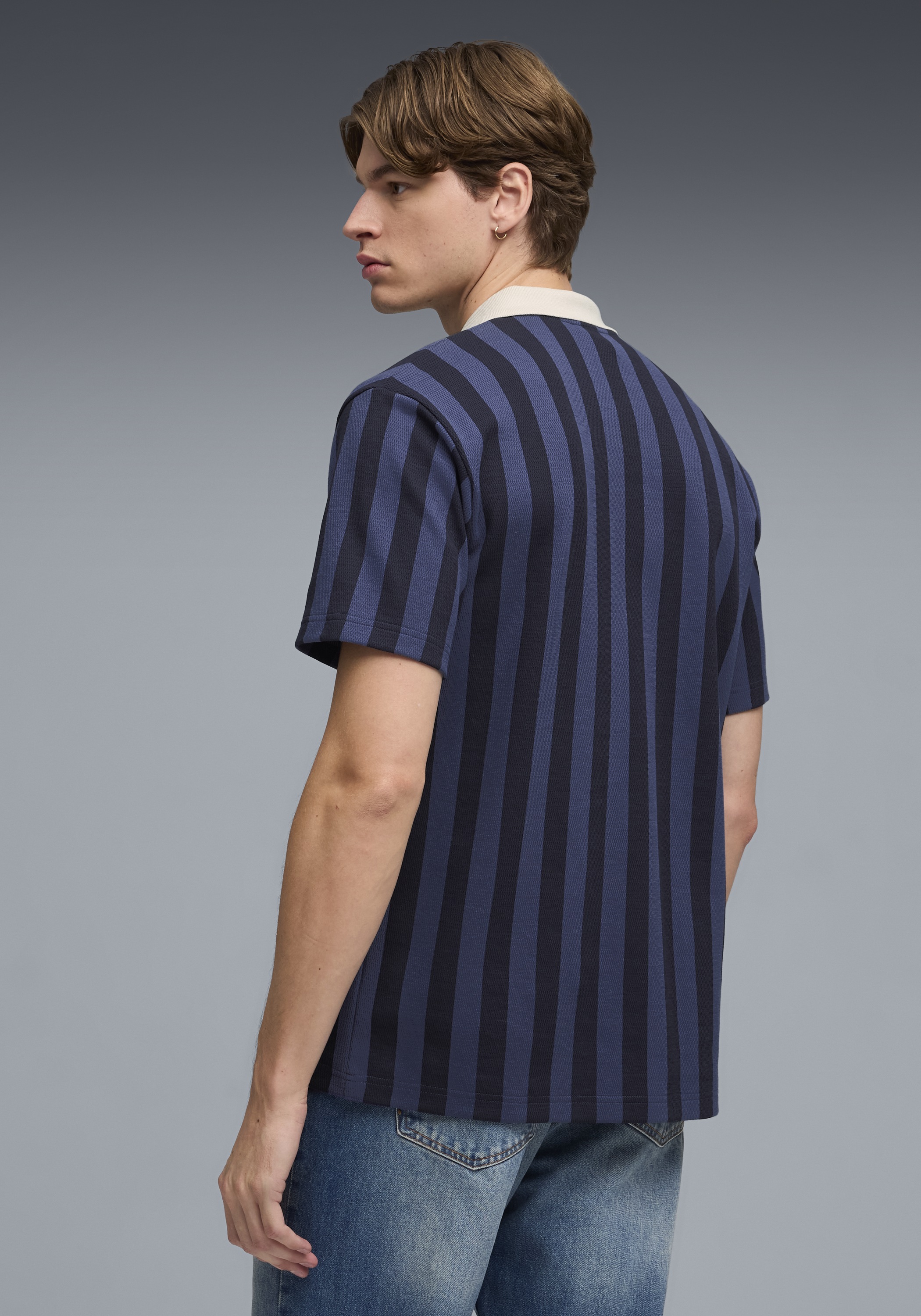 PUMA T-Shirt "CLASS RELAXED PINNACLE POLO" Kurzarm-Design, Rundhalsausschni günstig online kaufen